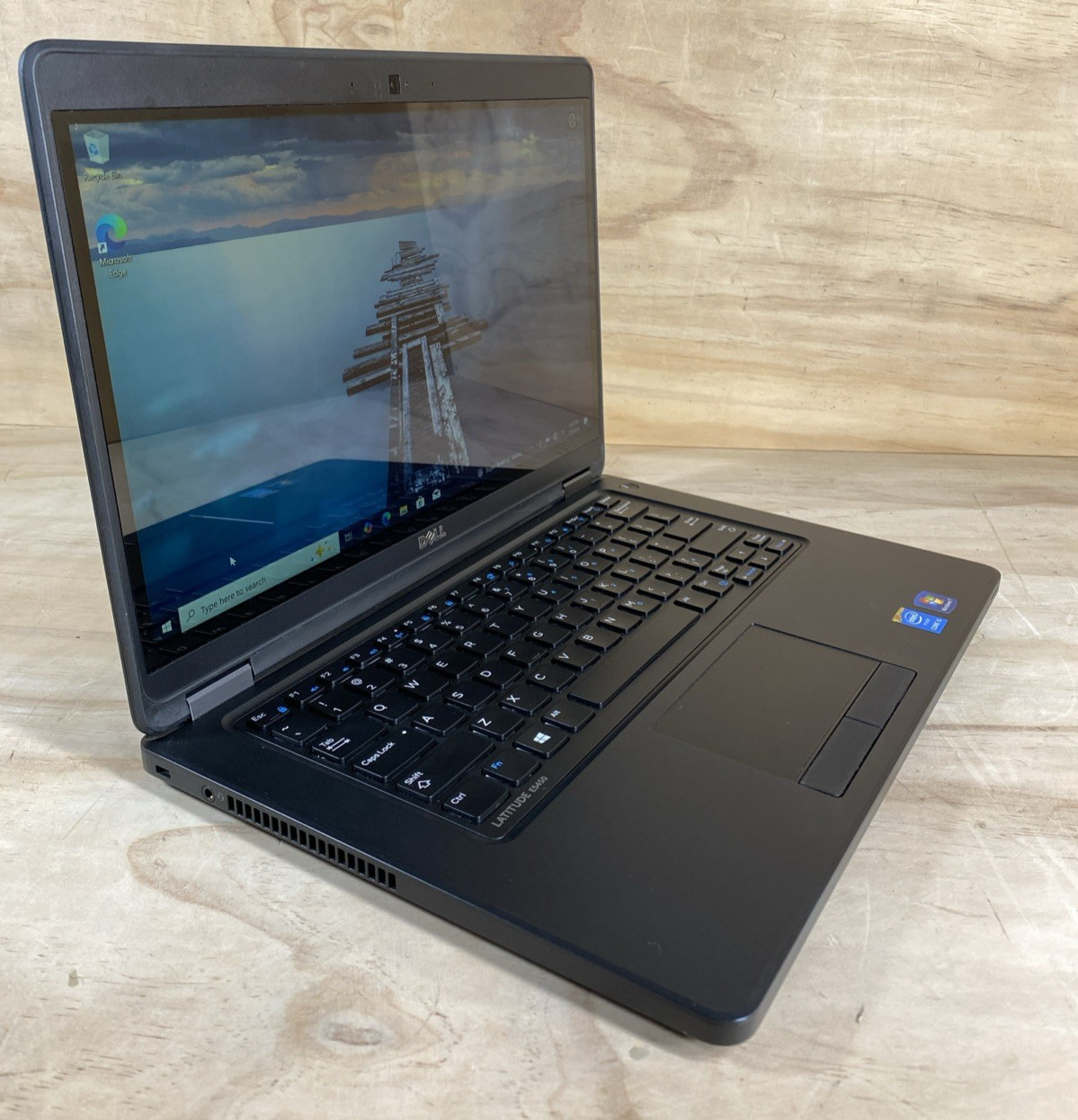 Touchscn Dell Latitude e5450 i5-5200U 2.20GHz 8GB Ram 256GB SSD Win 10/new bat