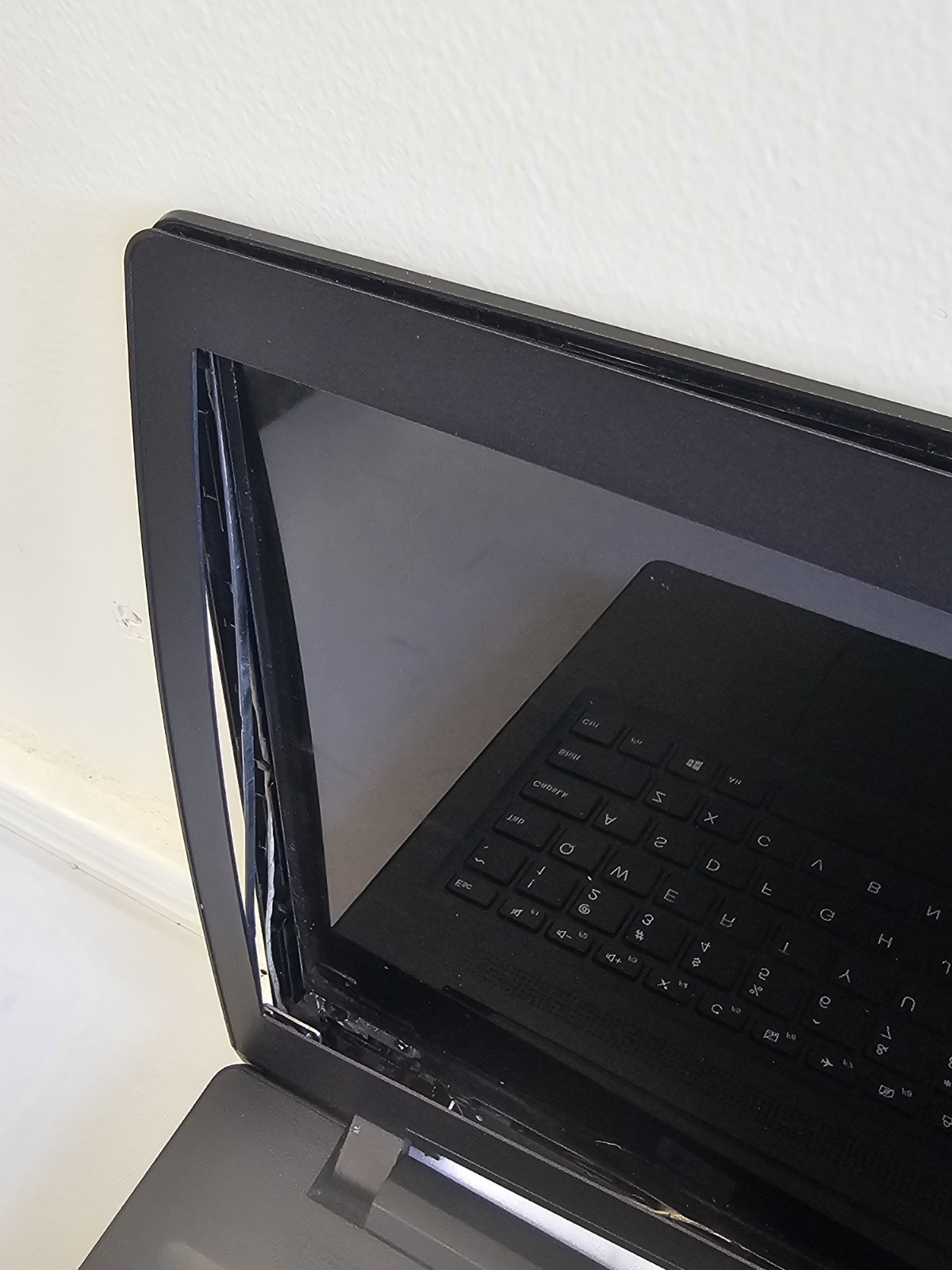 Lenovo IdeaPad 110-15ACL Laptop – AMD A6-7310 – 4GB RAM – 500GB HDD Win 10 READ