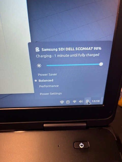 Dell Laptop Linux Mint Cinnamon 8GB Ram,Fast 240GB SSD, New Battery