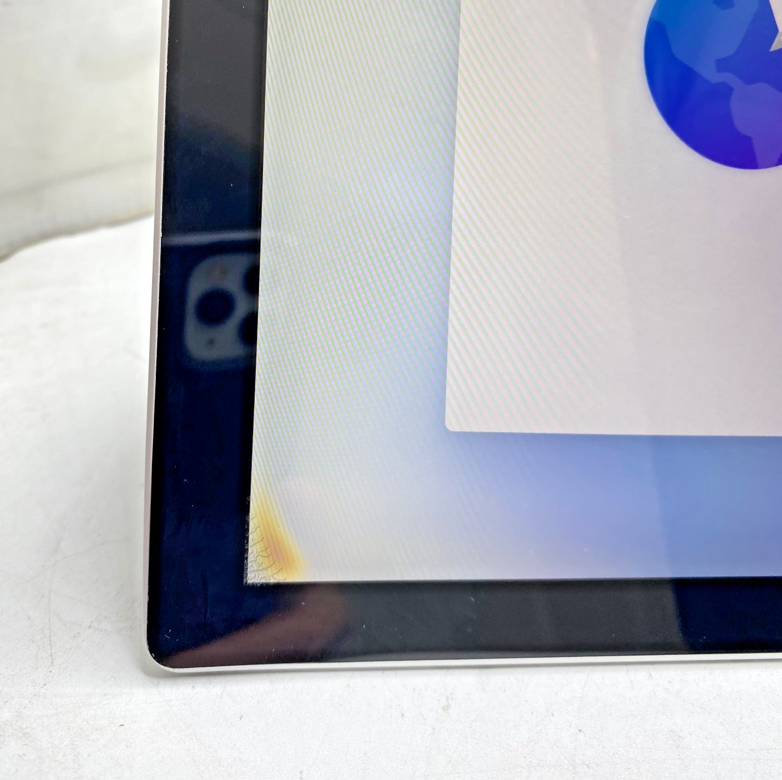 Microsoft Surface Pro 4 12.3″ Touch Intel Core i5-6300U 2.4GHz 4GB RAM 128GB SSD