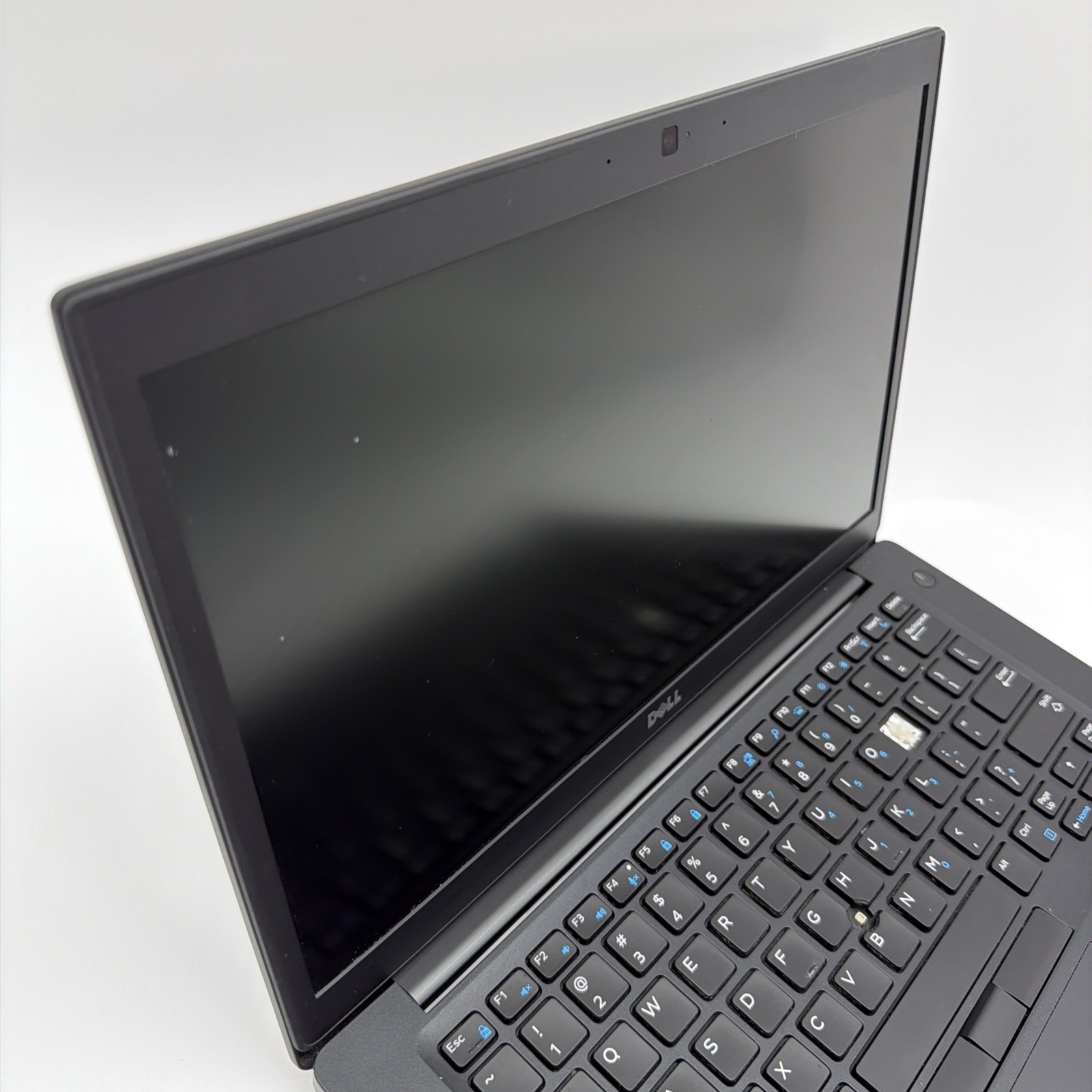Dell Latitude 7480 13.3″ i5-7300U 2.6GHz NO RAM NO SSD NO OS Missing Key & Mouse