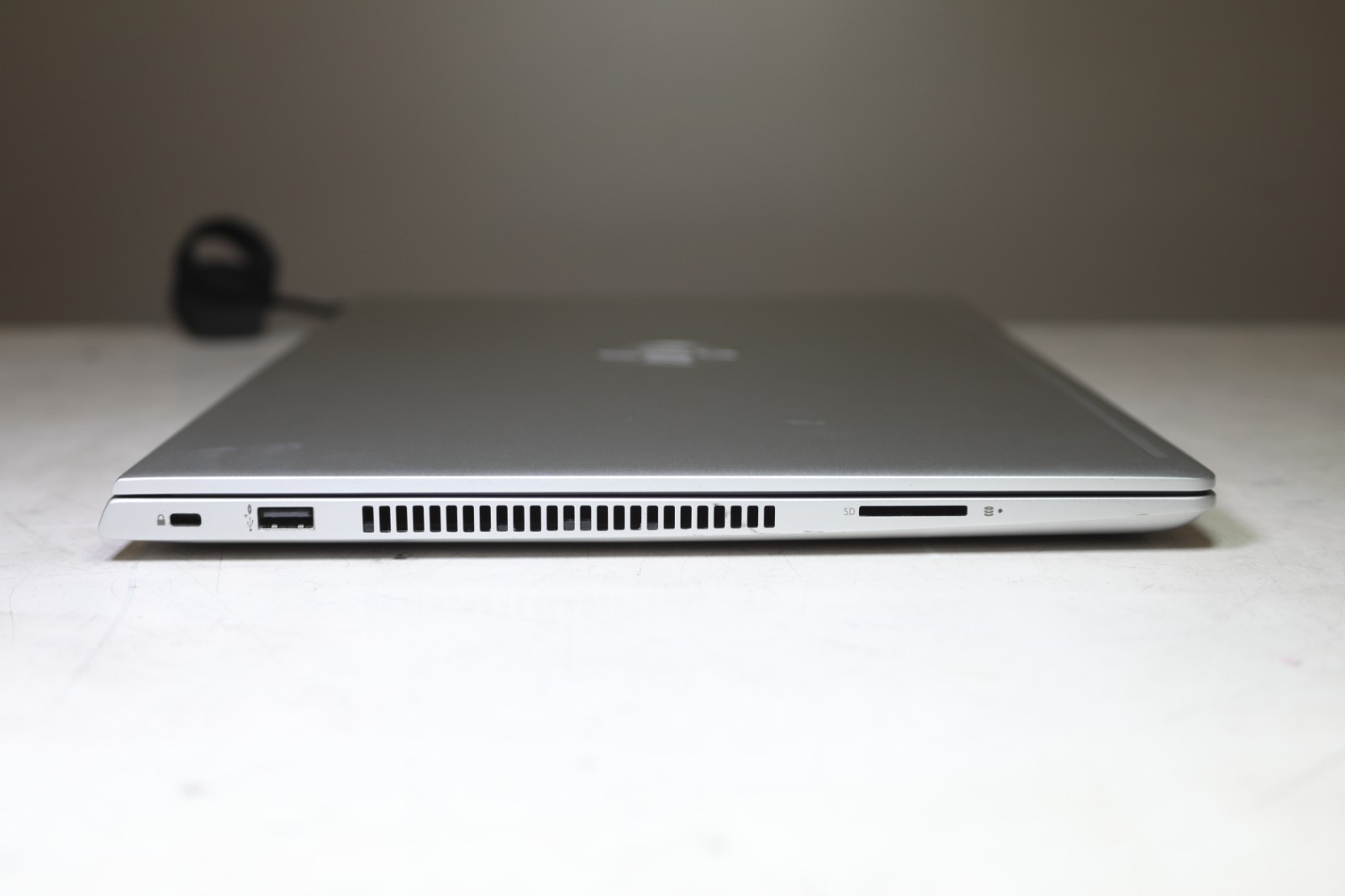 HP ProBook 450 G6, Inte Core i5-8265U CPU 1.60GHz- RAM 8 GB, 256GB NVMe- NO OS