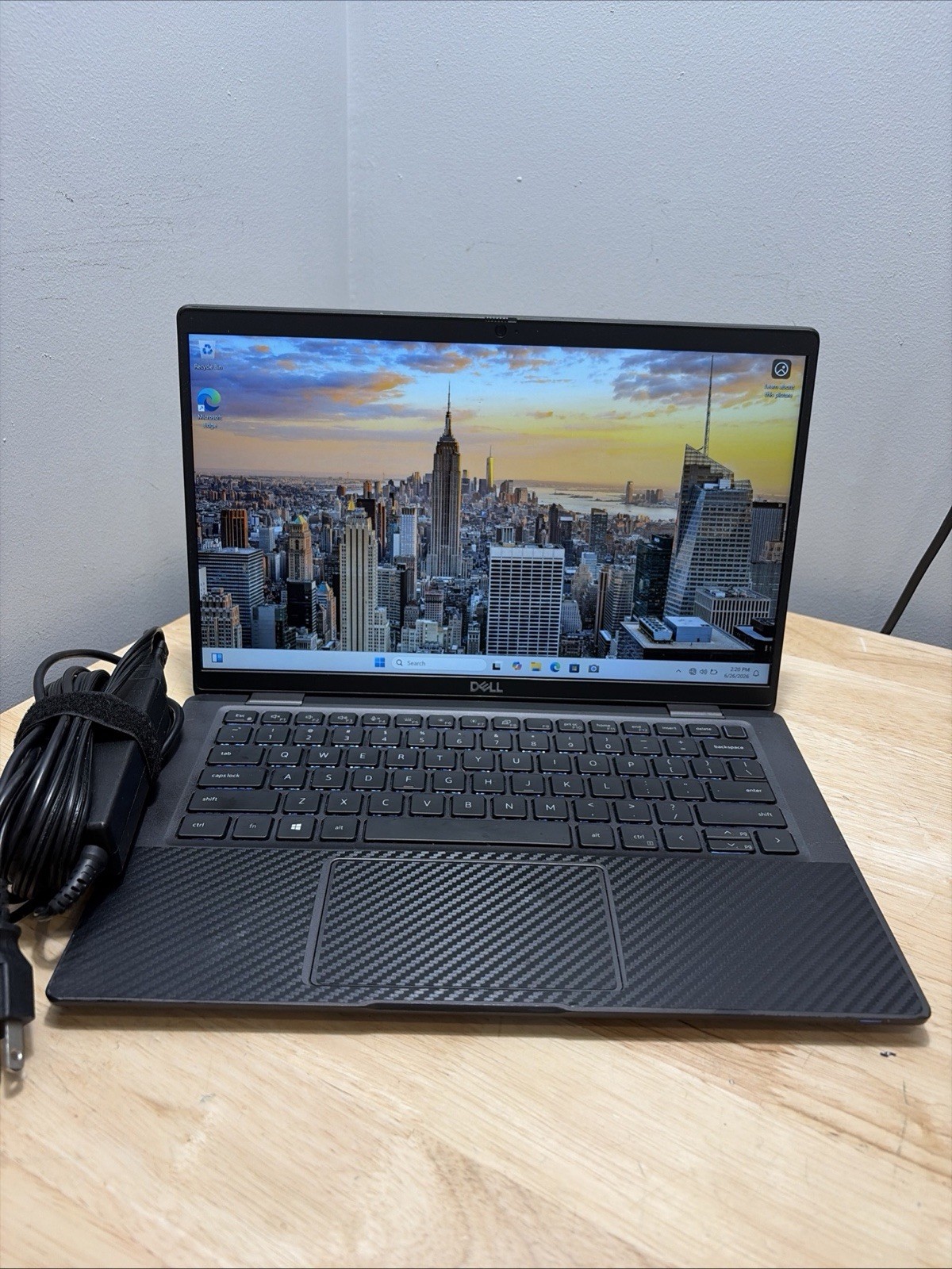 Dell Latitude 7420 14″ I7-1165G7 2.80GHZ 16GB 256GB SSD WCam W11 & Cord