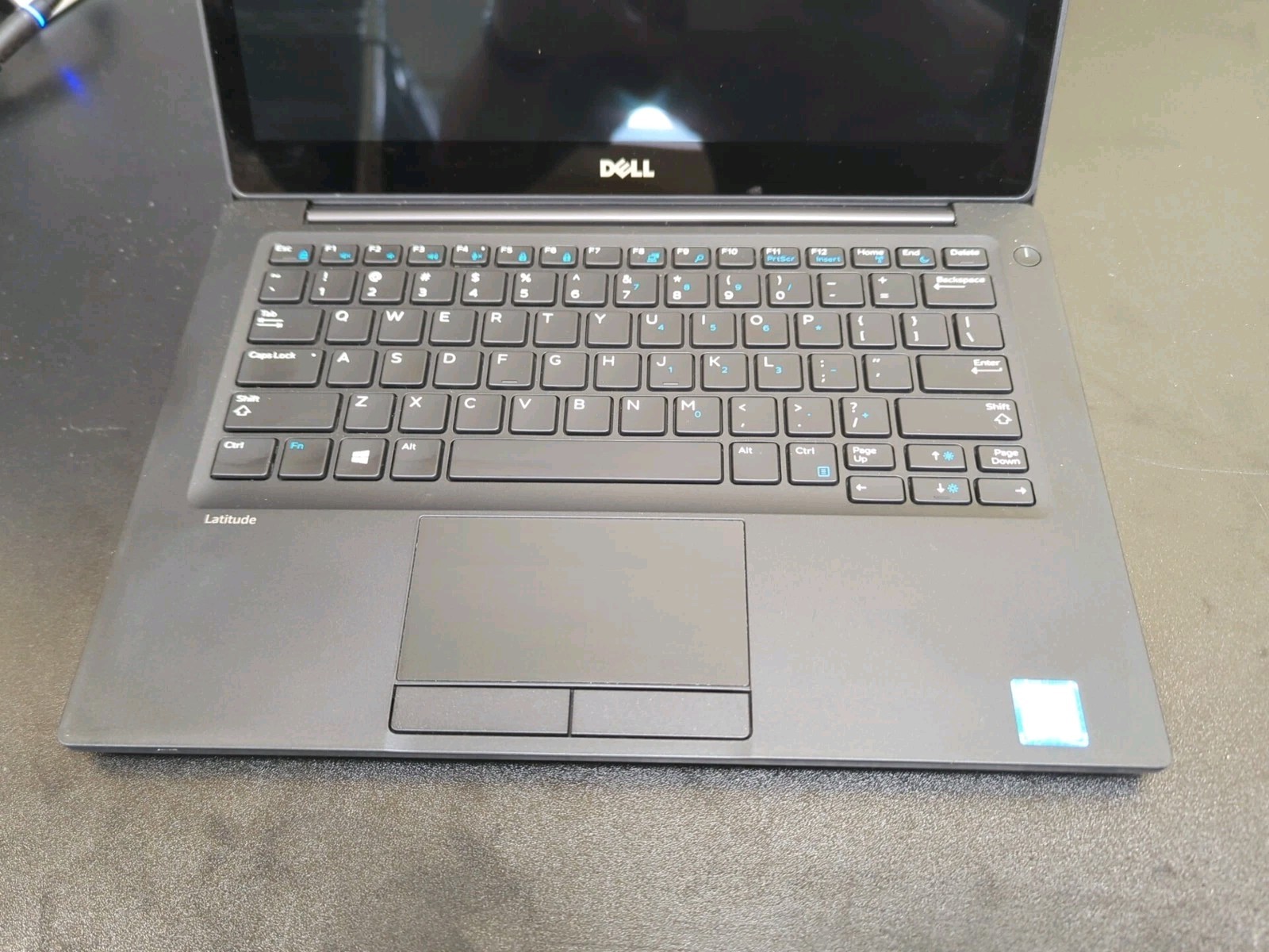 Dell Latitude 7280 12.5″ i5-7300U No RAM/SSD For Parts – Read Description