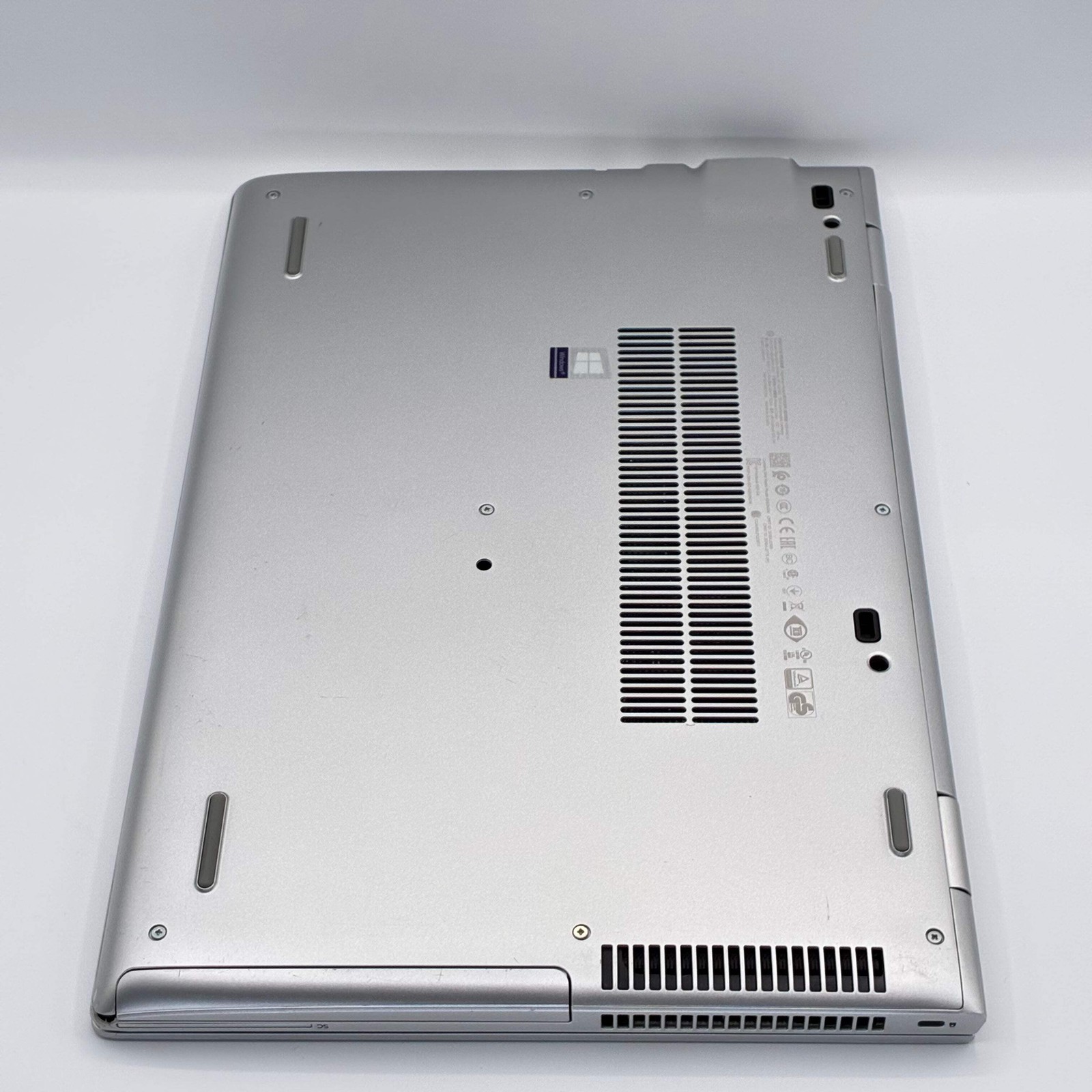 HP ProBook 650 G4 15-inch i5 vPro 8th Gen 8GB RAM Silver Cracked Screen
