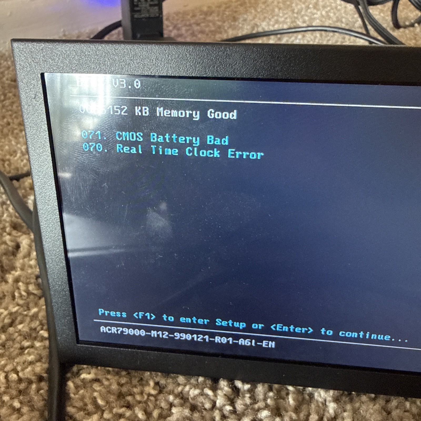 Vintage 1999 IBM ThinkPad i Series 2611-411 Pentium MMX 64MB 4GB Needs Repair