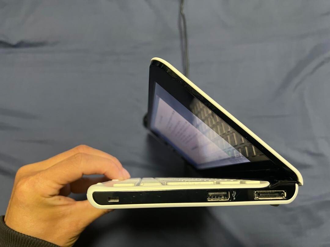SONY VAIO P series type P VPCP119KJ Windows7 CPU Intel Atom Z530 Memory 2GB 54