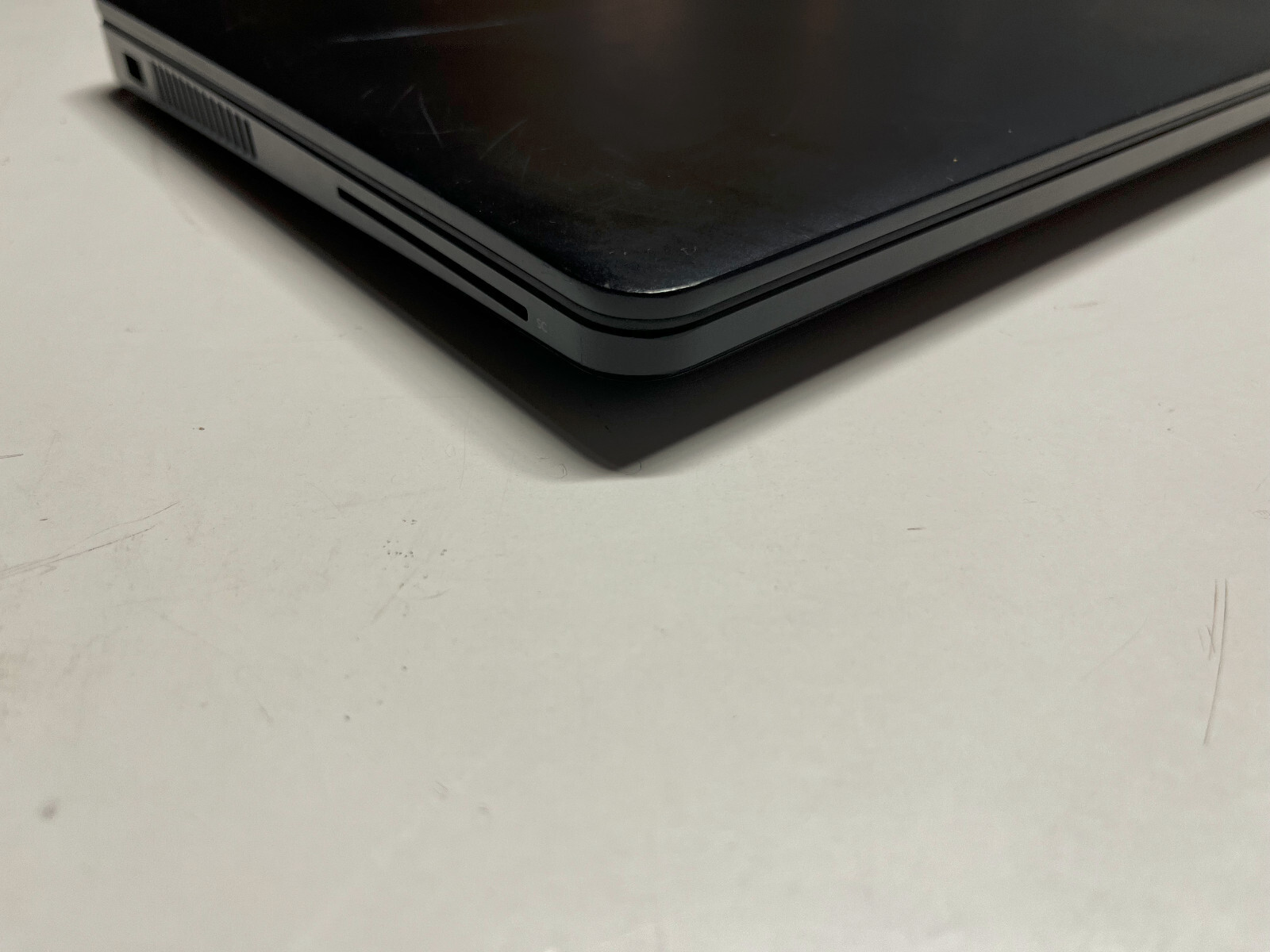 COMPLETE Dell Latitude E5270 i5-5300U 1 x 8GB RAM 500GB NO BATTERY OC18-86-91