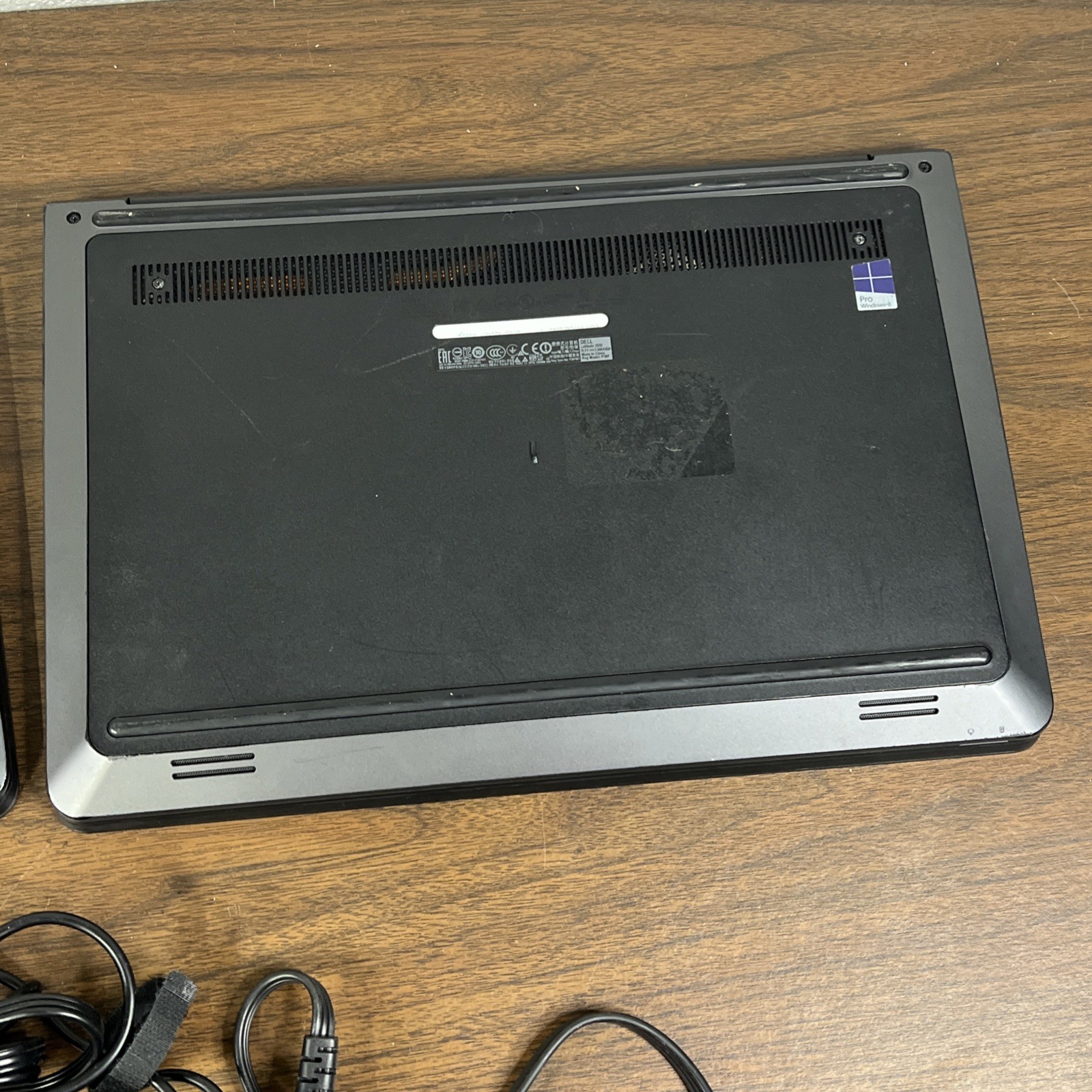 Lot Of 2 Dell Latitude 3550 i3-4005U 8GB Ram – No HDD, No OS – (Read)