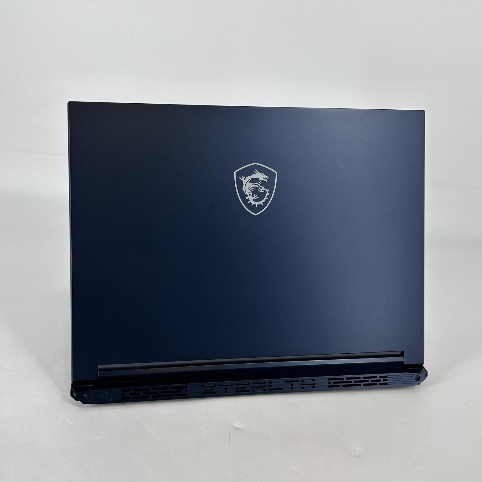 MSI Stealth 14 Studio 14 FHD+ 2.4 GHz i7-13620H 16GB 1TB SSD RTX 4060 Good