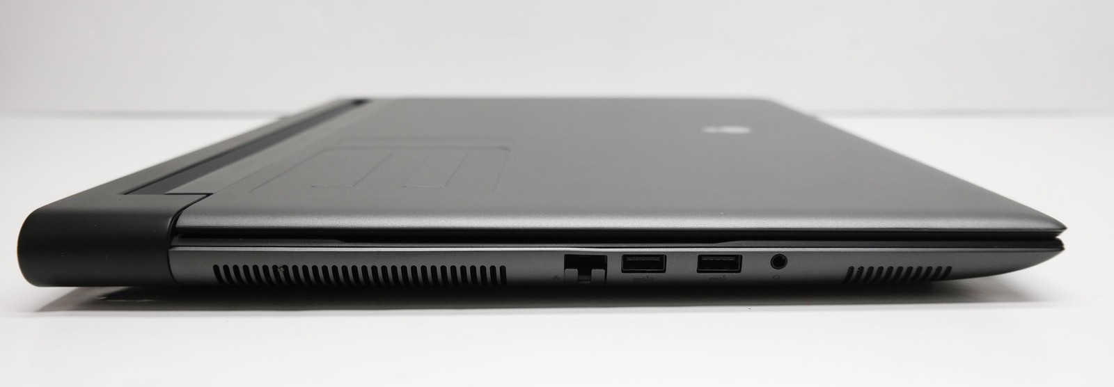 Alienware M18 R1 18″ Ryzen 9 7845HX 32GB 1TB SSD RTX 4070