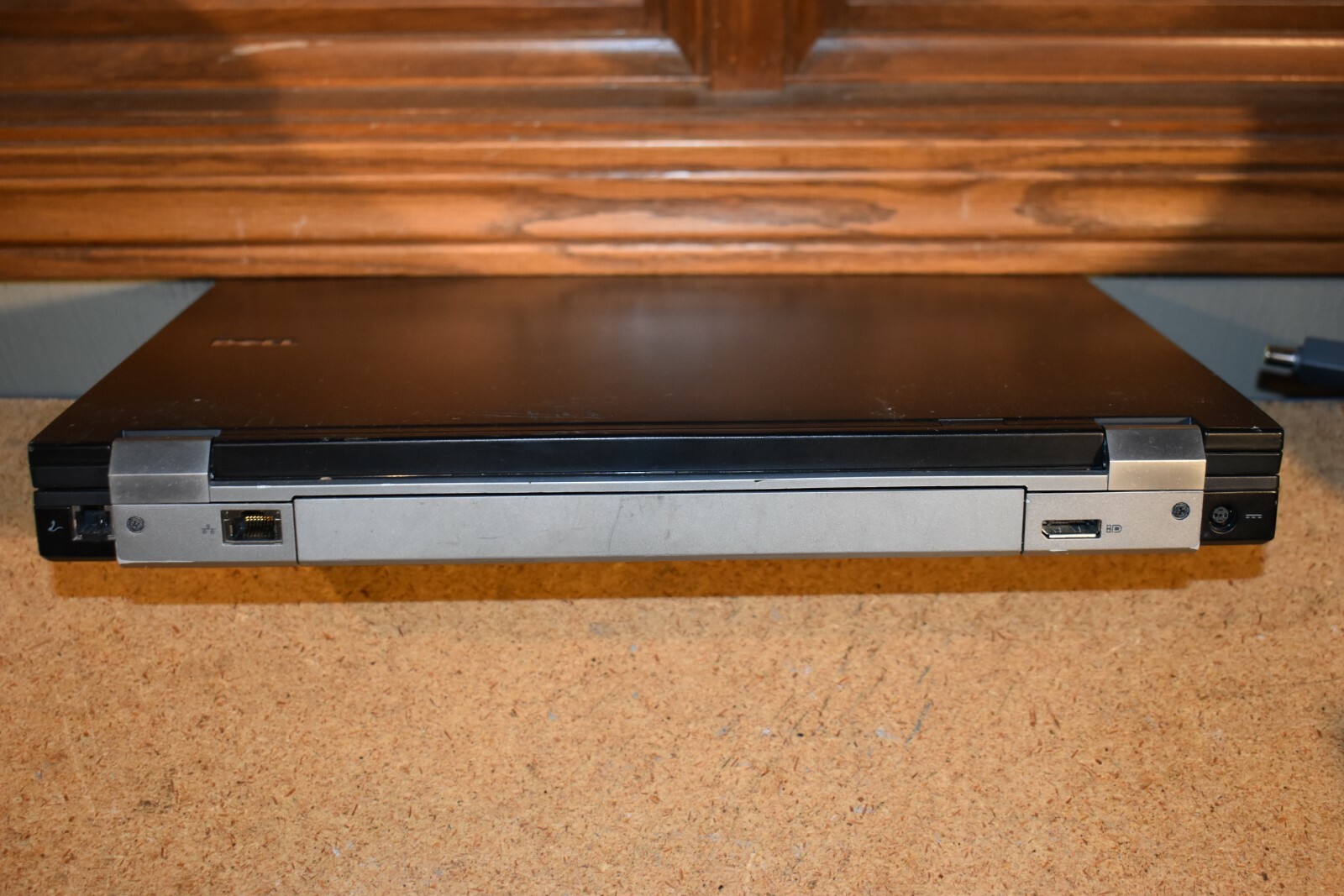 Dell Latitude E6500 P8600 2.4GHz 4GB 320GB WUXGA 1920×1200 Windows XP NVidia NVS