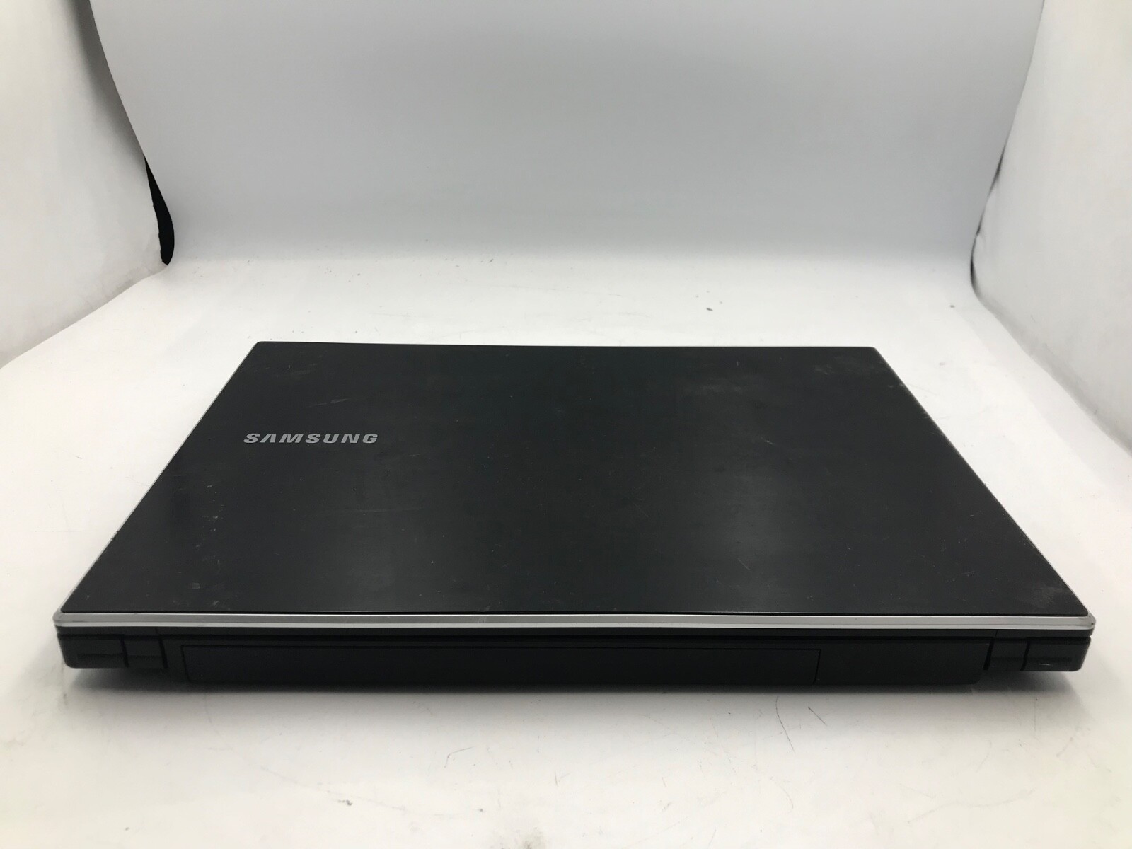 Samsung 300V 13″ Intel Core i5-2410M 2.3GHz 8GB RAM NO HDD -MZ