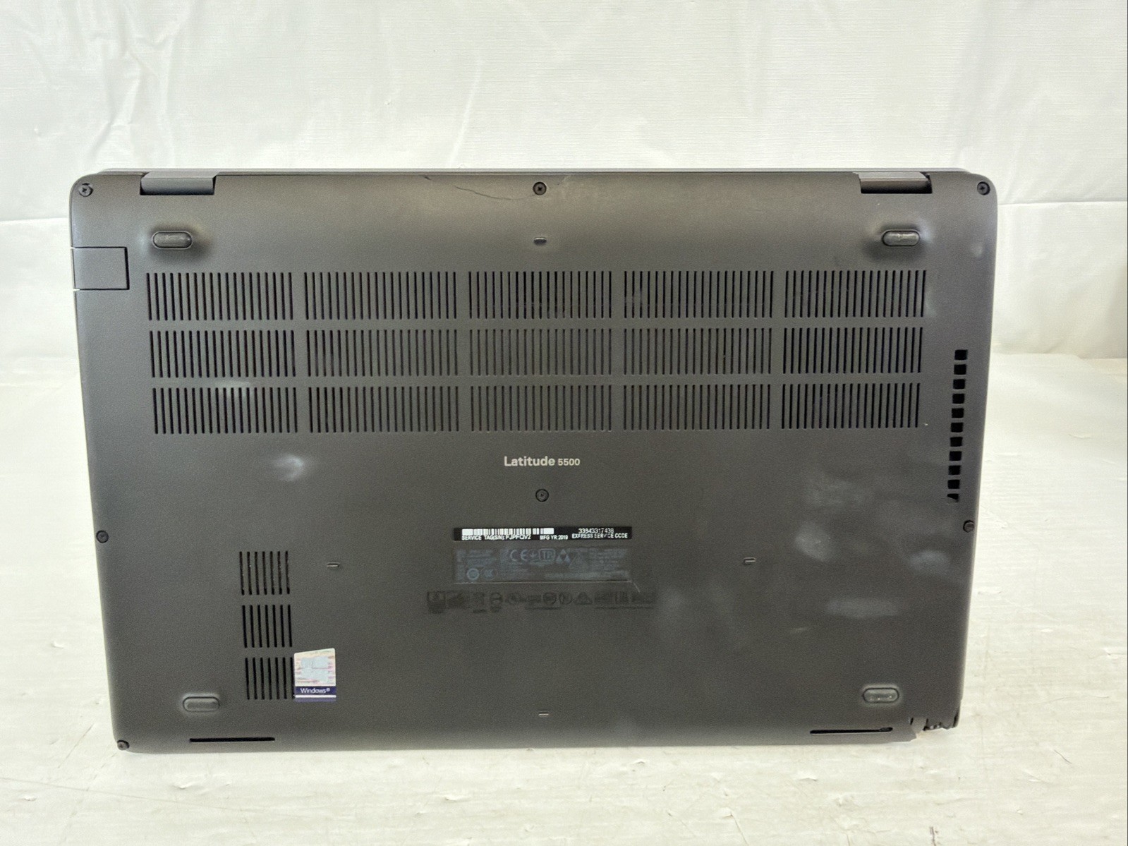 Dell Latitude 5500 Intel Core i5 8365U 1.6GHz NO RAM NO SSD – READ – PARTS