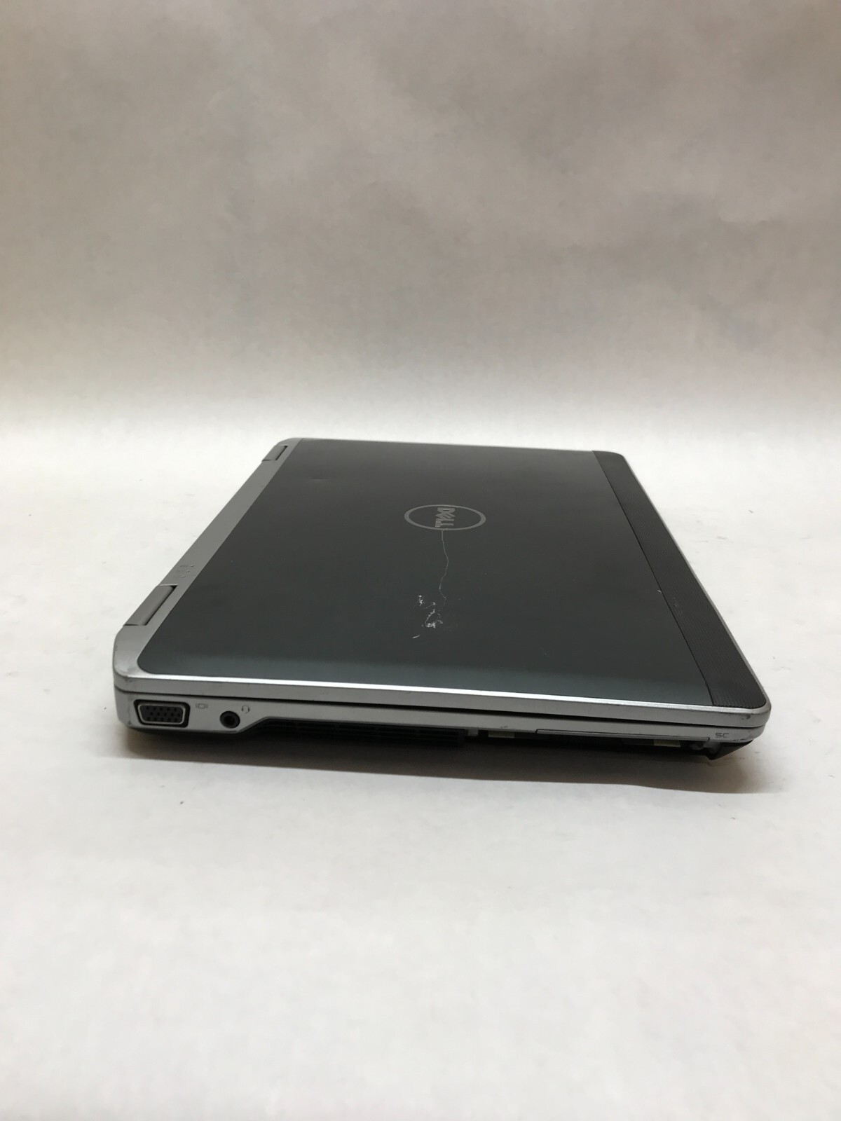 Dell Latitude E6330 13″ Intel Core i5-3340 NO RAM NO HDD/OS For Parts Cracked DW