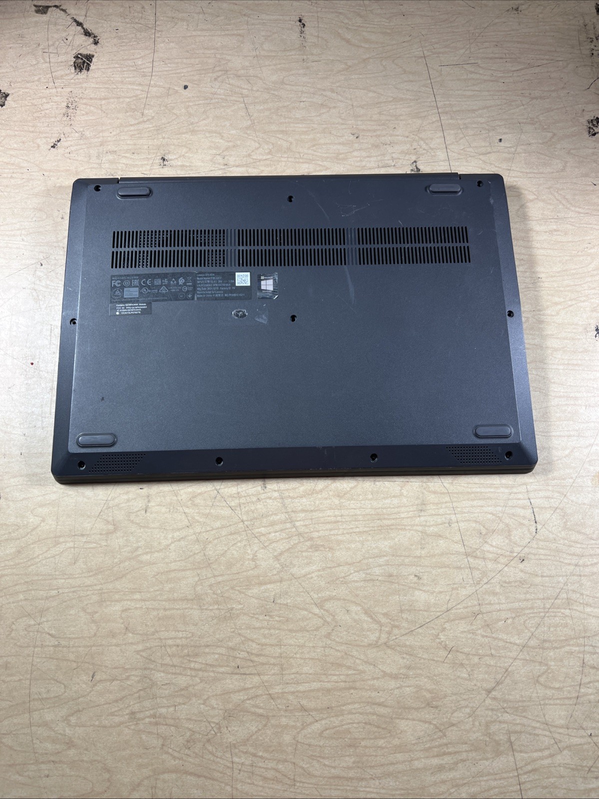 LENOVO V15-ADA AMD ATHLON GOLD 3150U 8GB RAM **NO HD/ NO CADDIE/ NO OS