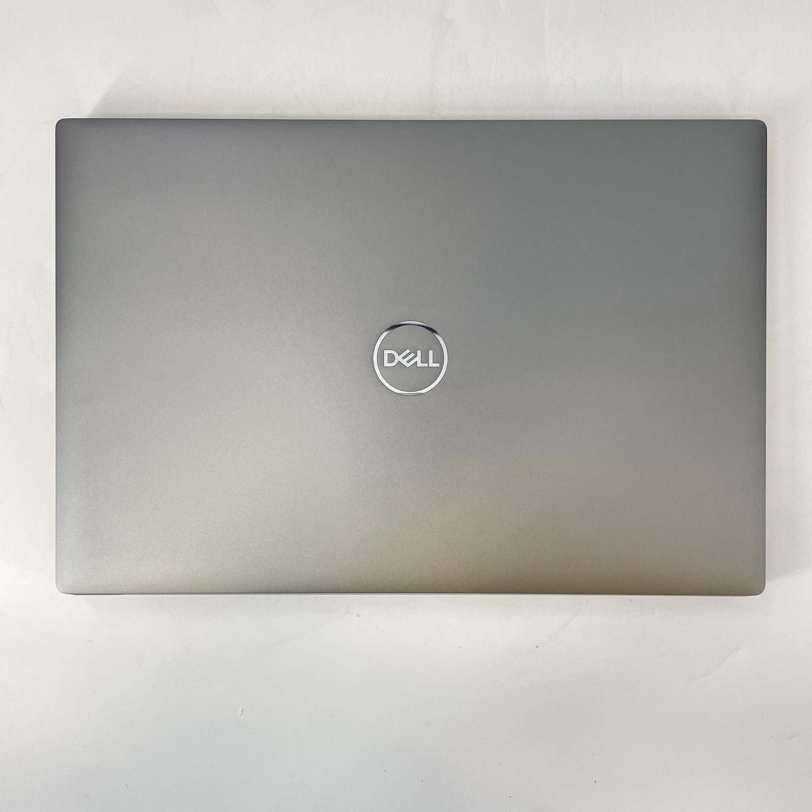 Dell Precision 5690 16 Gray FHD+ 2.5GHz Ultra 9 185H 64GB 512GB SSD RTX 2000 Ada