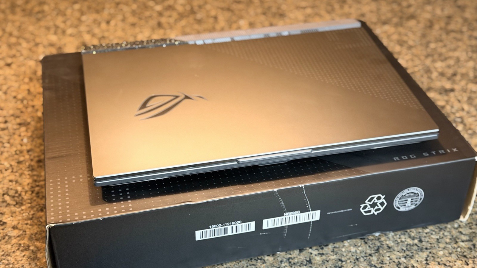 ASUS ROG Strix G17 (2023) 17.3” QHD 240Hz Gaming Laptop – AMD Ryzen 9 RTX 4060