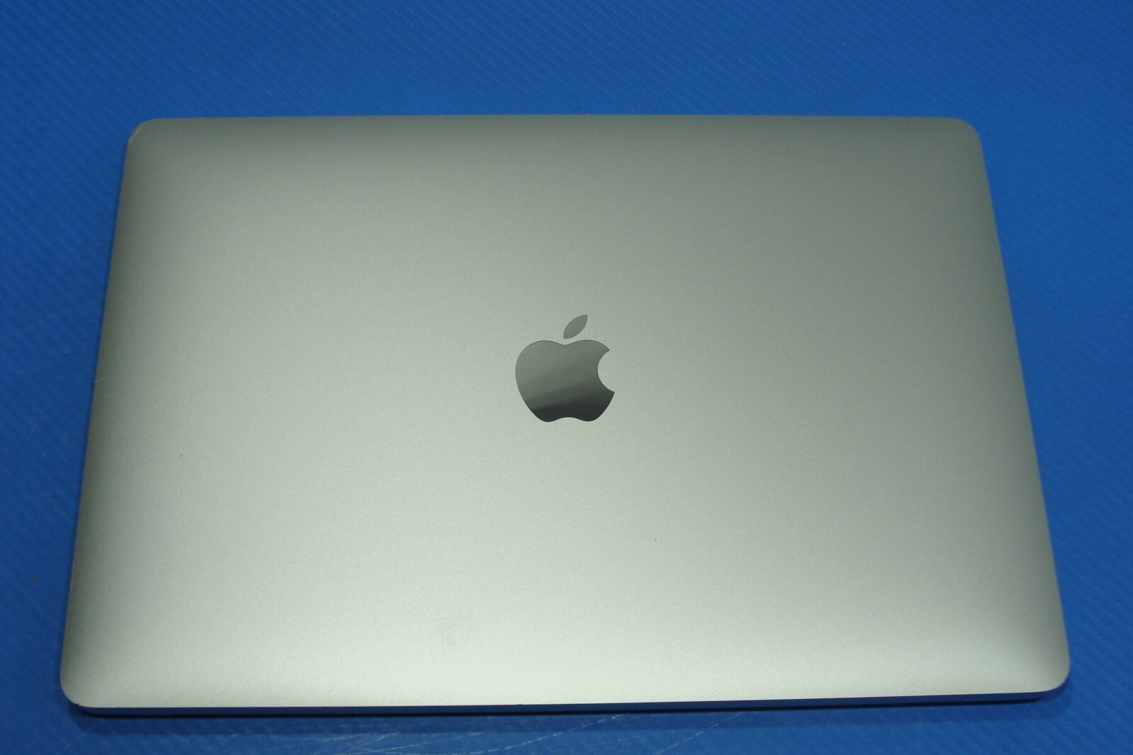 Apple MacBook Air A2337 13.3″ M1 (2020) 8CPU/7GPU 8GB 256GB OS Sonoma +Charger