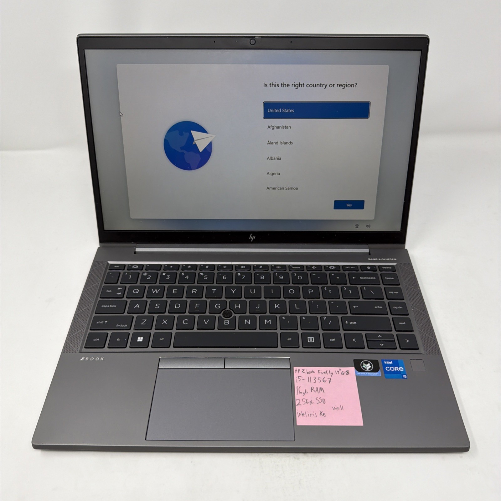 HP ZBook Firefly 14 G8 14″ i5-1135G7 16GB RAM 256GB SSD Windows 11