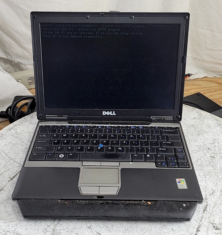 Dell Latitude D430 PP09S Laptop Core2 U7600 2GB 31GB SEE NOTES