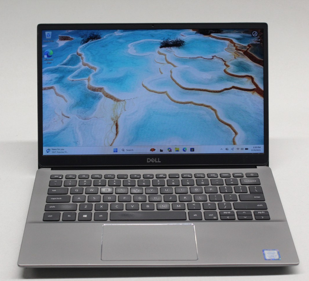 Dell Latitude 3301 I7-8565U 250GB NvME 8GB DDR4 Win11Pro