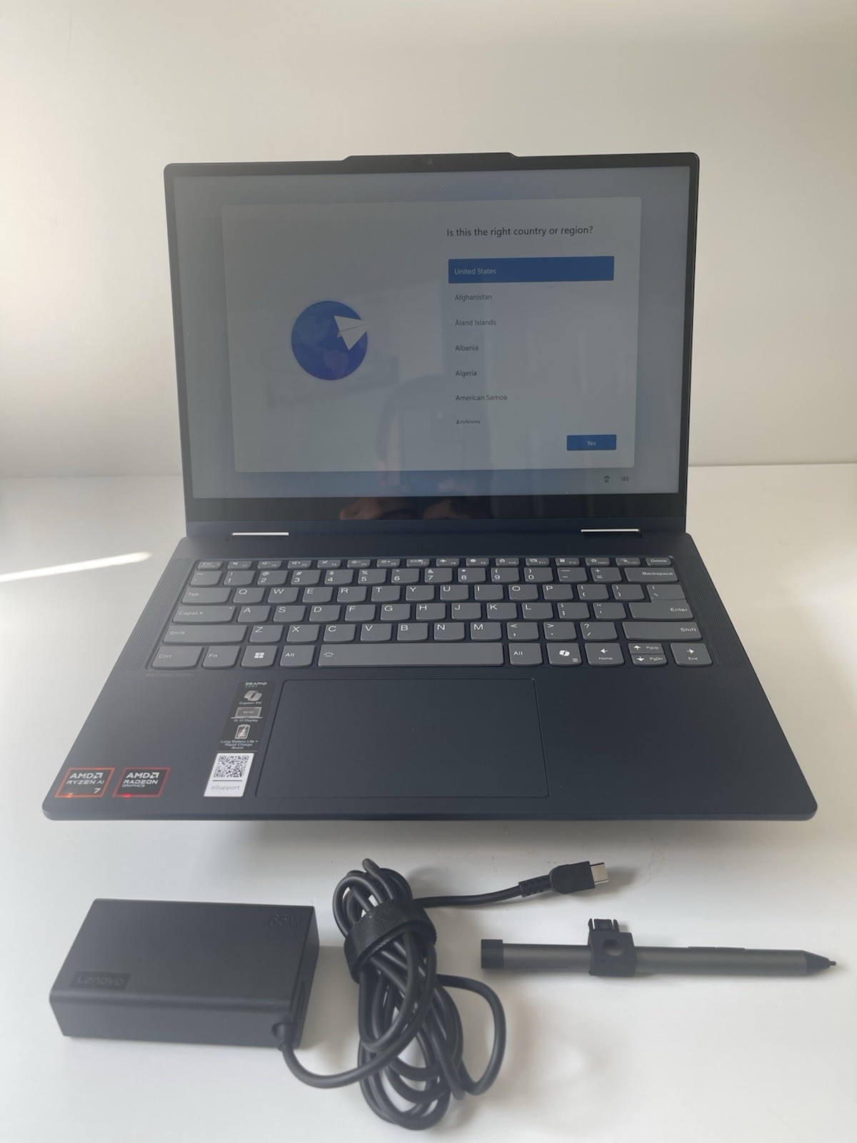 Lenovo Ideapad 5 2-in-1 14″ Ryzen Ai 7 350 16GB 1TB SSD Windows 11 Touch + pen