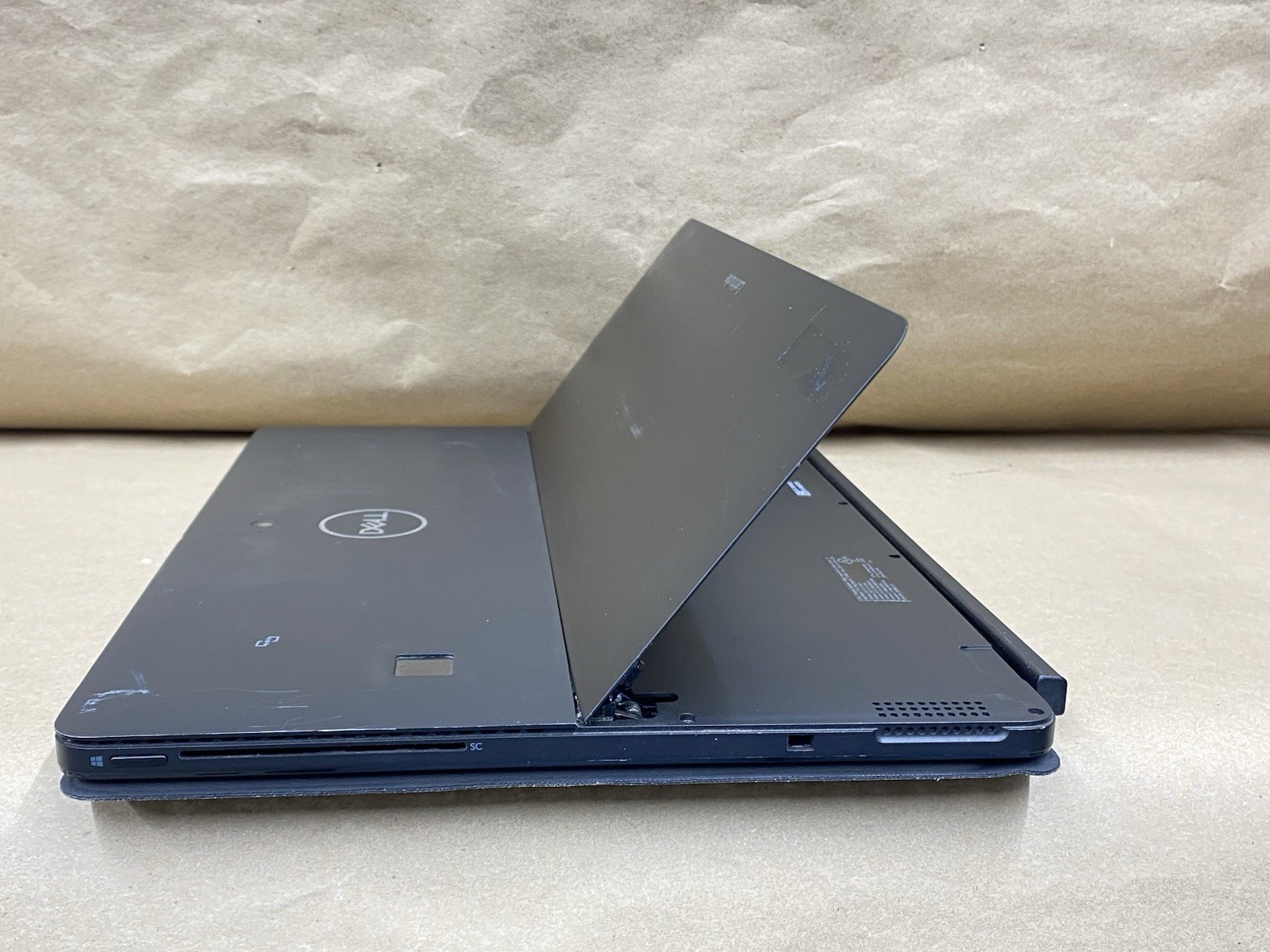Dell Lat.5290 2in1 – 12″ FHD – Touch – i5-8350U – 8GB – 128GB – Win 10 – READ