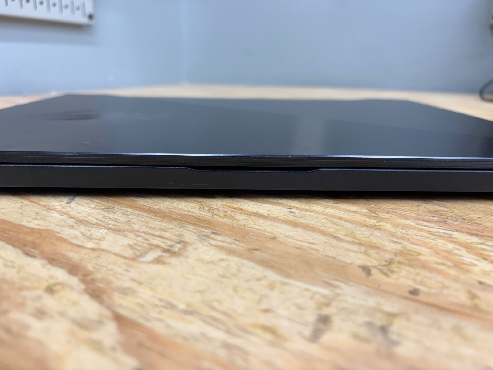 ASUS ROG Zephyrus G GA502DU 15.6 Ryzen 7 3750H GTX 1660Ti 16GB 512GB SSD Win11