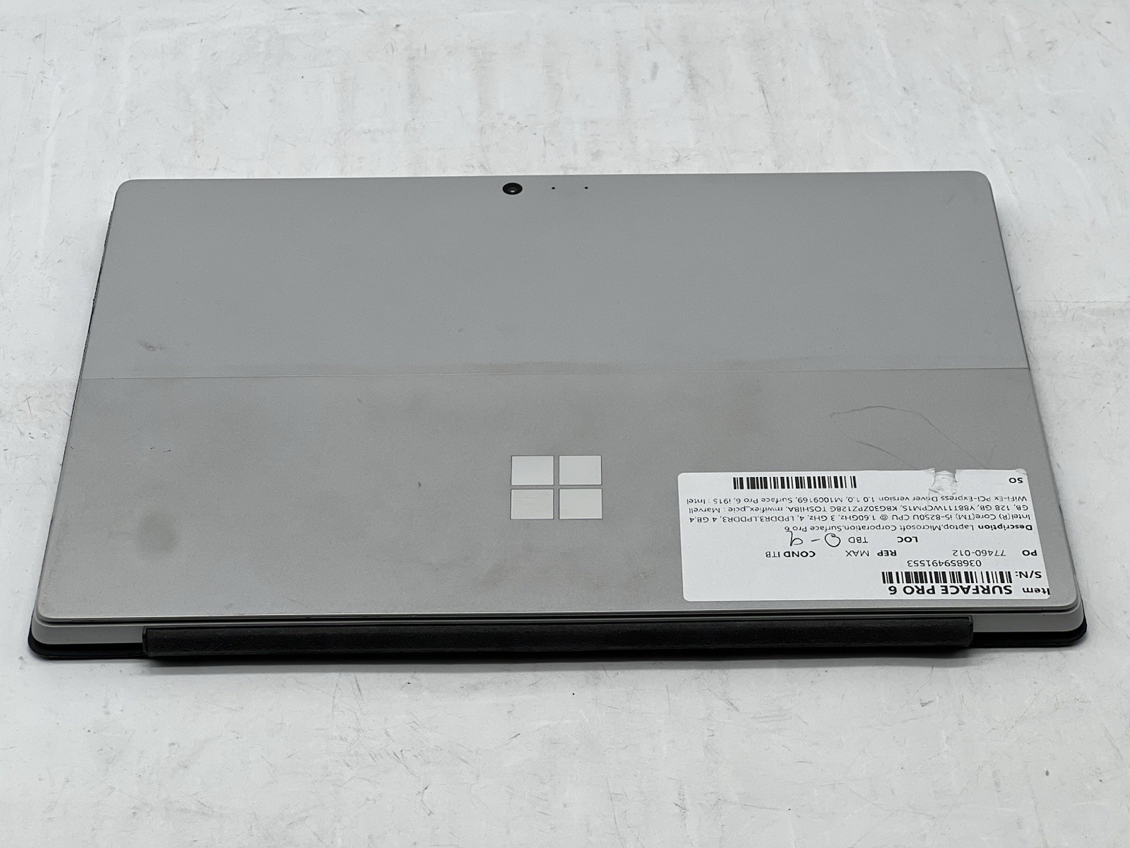 Microsoft Surface Pro 6, i5-8250U CPU, @ 1.60GHz, 8GB RAM, 128GB NVMe-No OS/AC