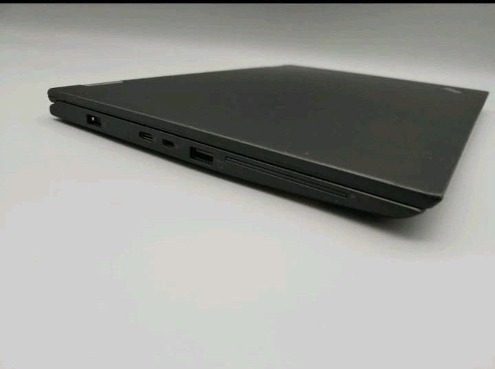 13.3″ LENOVO X380 i5-8250U 8GB RAM 256GB SSD Notebook