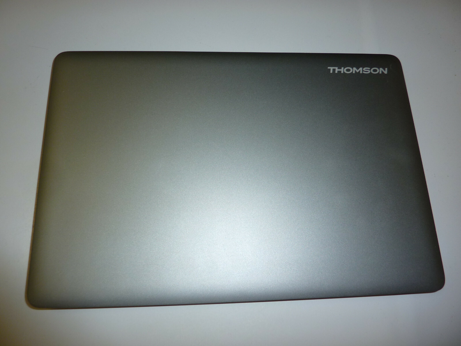 Thomson Neo X 14.1″ Windows 10 laptop Tungstene WWX14C4T64 64GB N3050 Very Nice