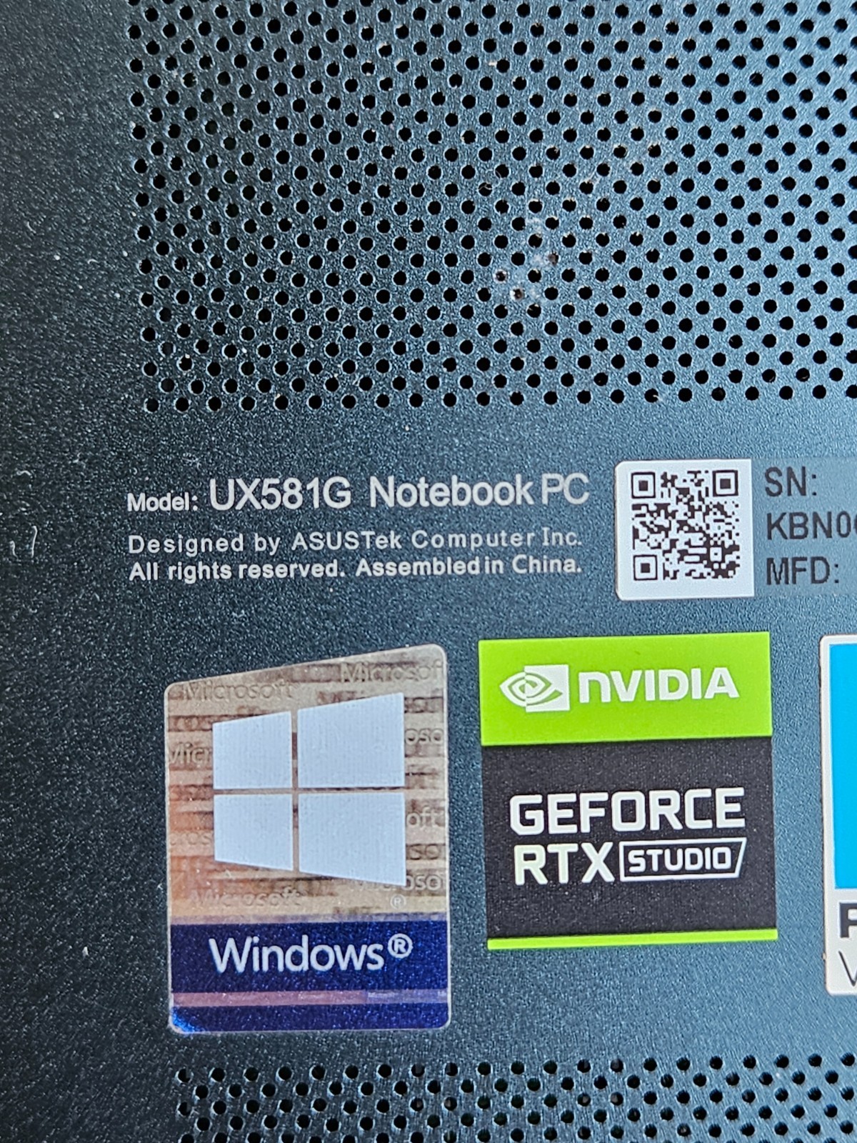 ASUS ZenBook Pro Duo UX581G1 – For Parts or Repair