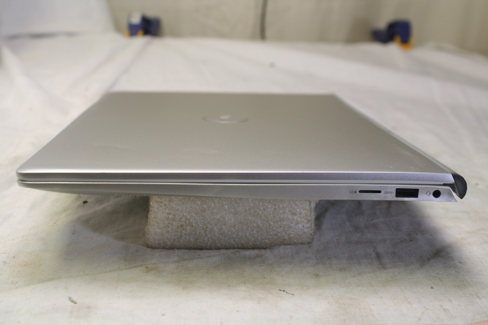 Dell Inspiron 5502 15.6 Silver FHD i7-1165G7 2.80GHz 16GB 512GB SSD