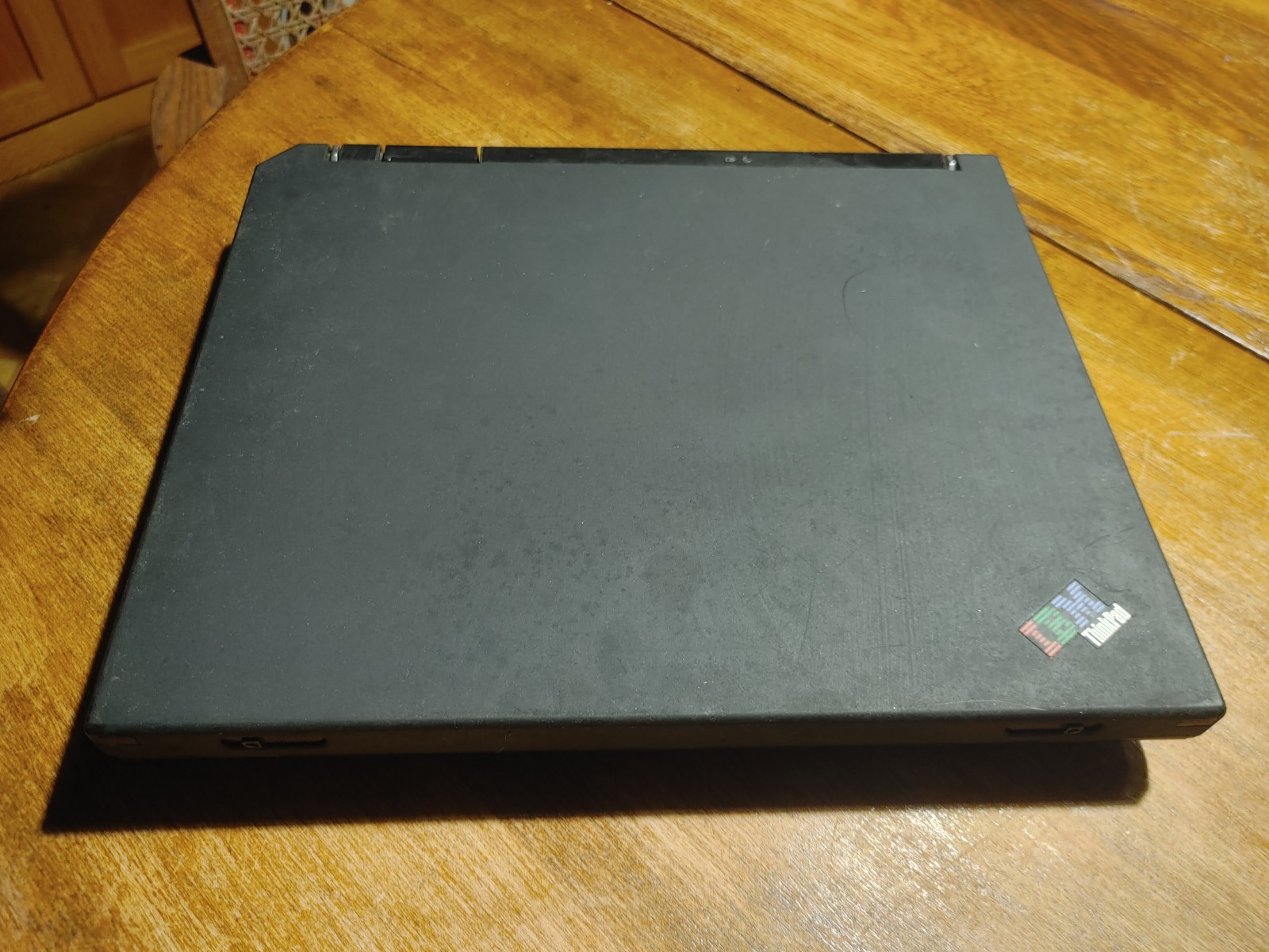 IBM Thinkpad T30 14.1″ Laptop Pentium 4 + 512MB + 40GB + AntiX Linux