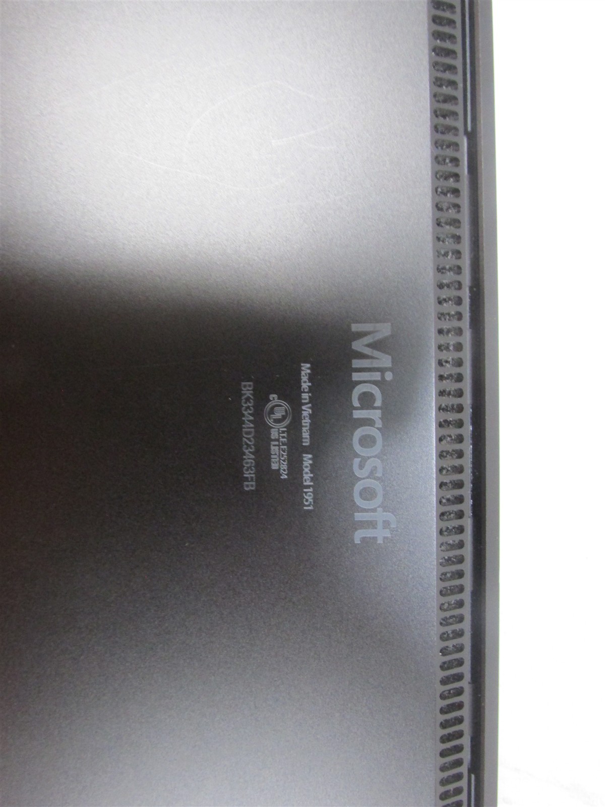 Microsoft Surface Laptop 5 1951 i5-1245U 2.5GHz 16GB RAM 512GB 13.5″ Win 11 Pro