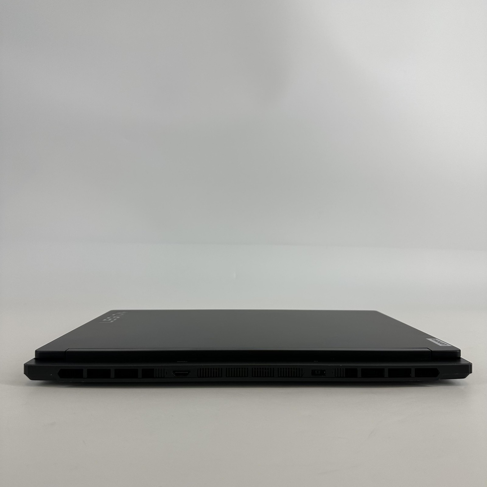 Lenovo Legion 7i Gen 9 16 165Hz QHD+ 2.2 GHz i9-14900HX 64GB 1TB SSD RTX 4070