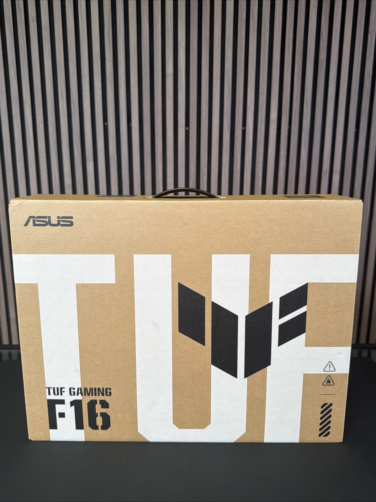 ASUS TUF Gaming F16 Gaming Laptop RTX 5050 16GB RAM 512GB SSD FX608JH-SS53