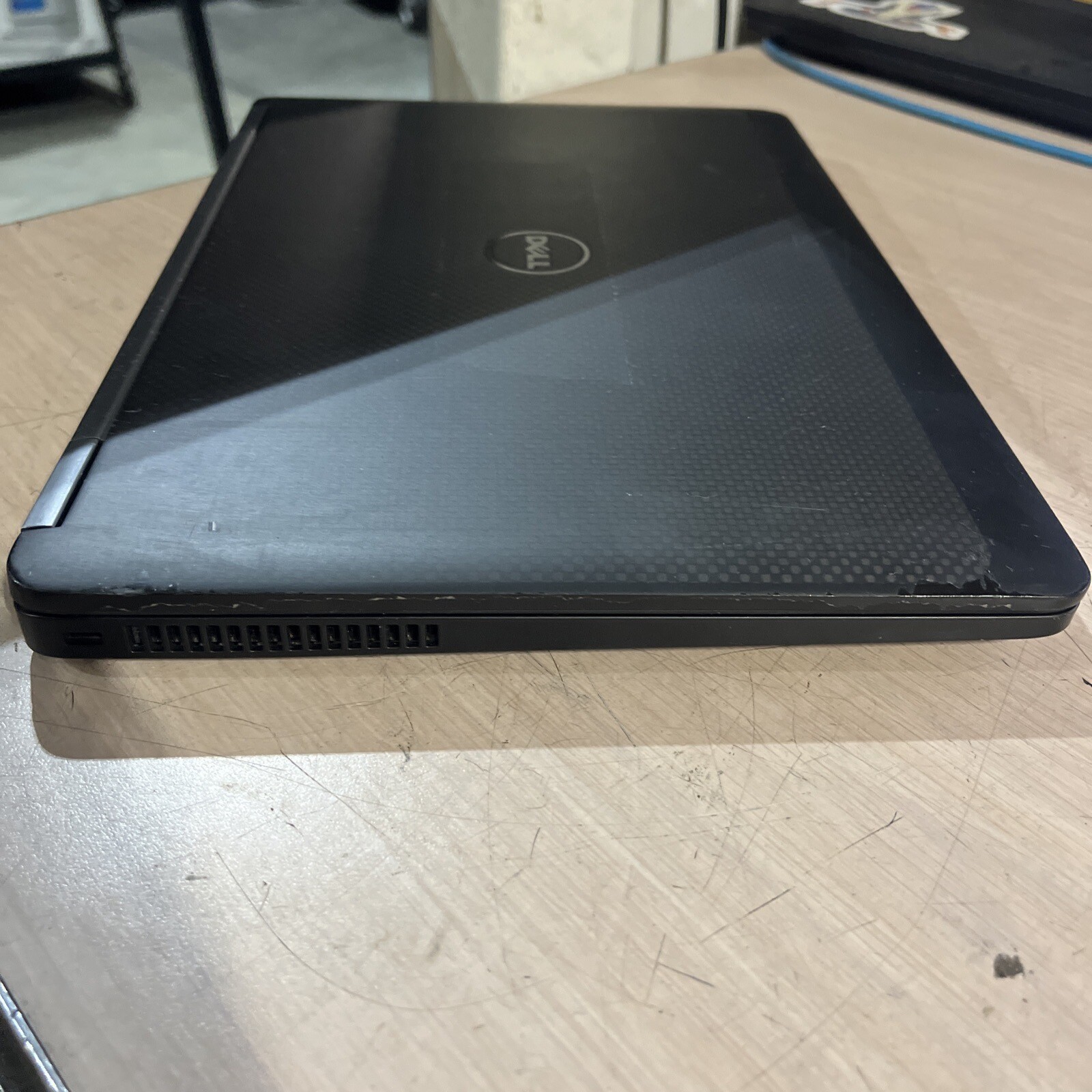 DELL LATITUDE E7270 INTEL CORE I5 NO RAM NO HD