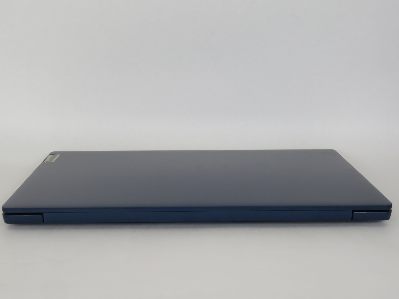 Ideapad Slim 3 15ABR8 15.6in FHD AMD Ryzen 7 7730U 2GHz 16GB RAM 512GB SSD