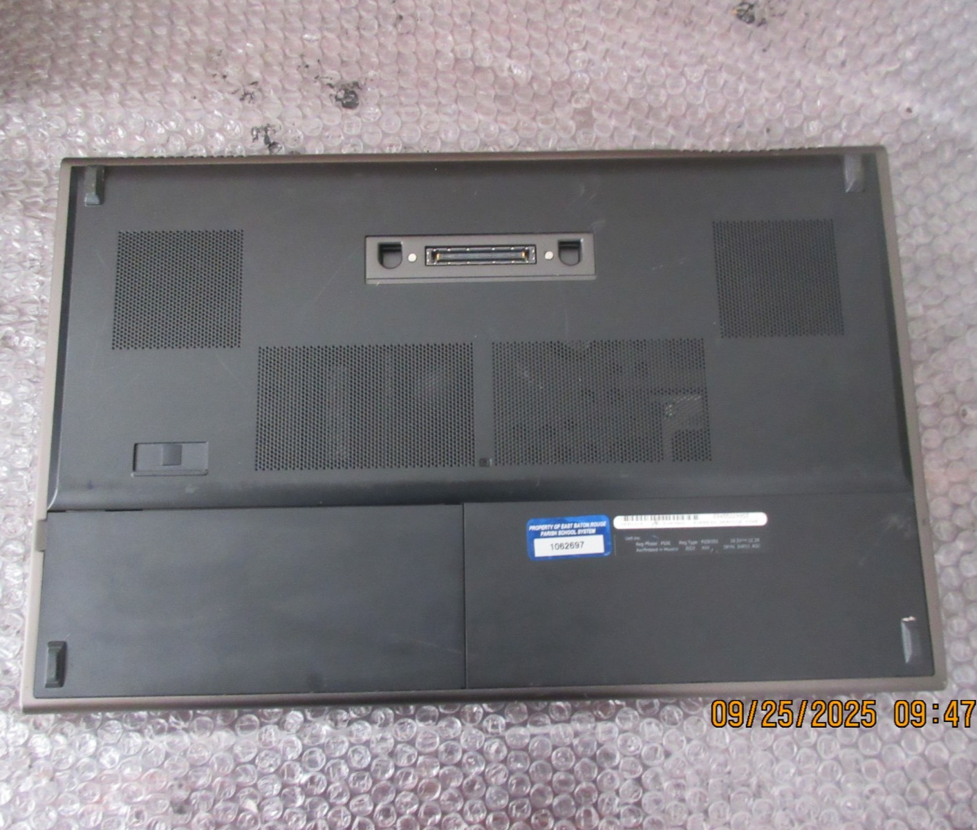 Dell Precision M6600 Intel Core I7-2620M 2.70GHz 8GB RAM NO HDD/SSD/OS/BATTERY.