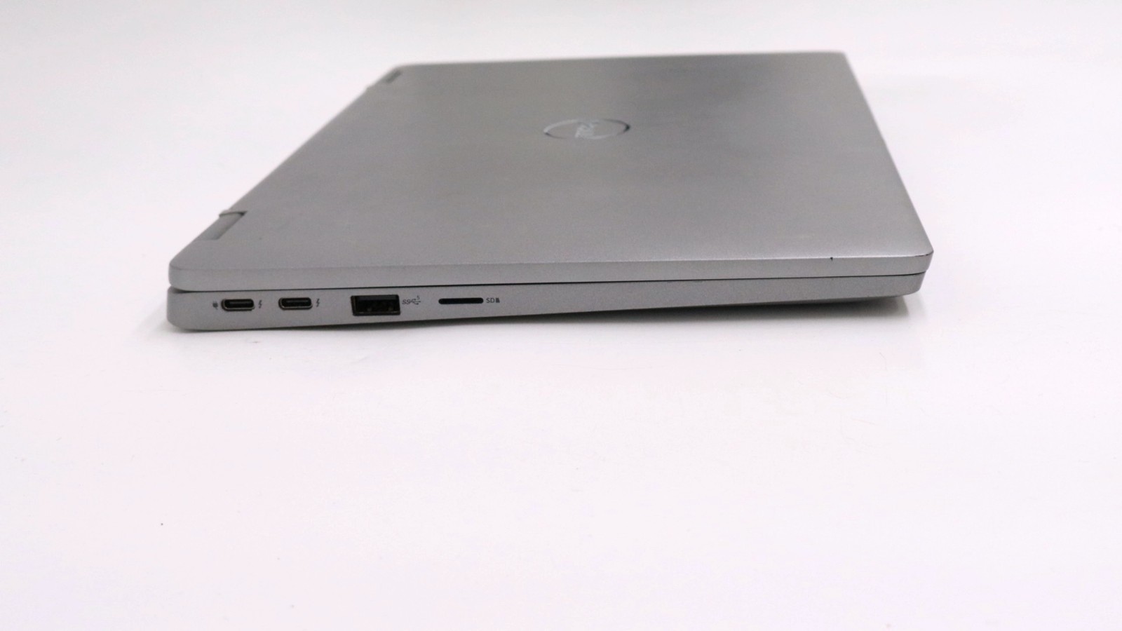 Dell Latitude 5330 13″ i7-1265u 16GB 512GB – Very Good