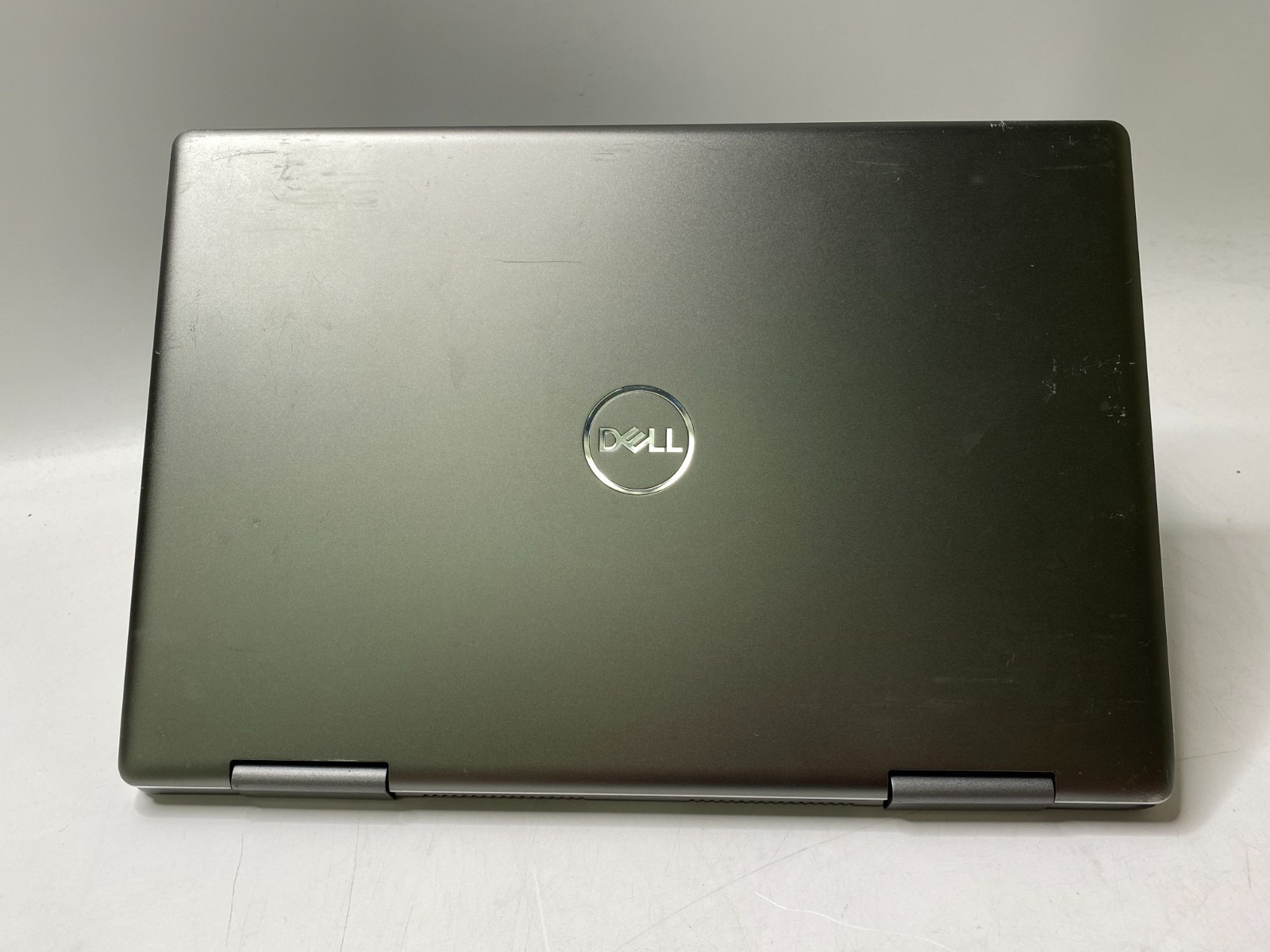 Dell Inspiron 7573 2-in-1 Touch i7-8550U 8GB DDR4 No SSD/OS Missing USB -PARTS