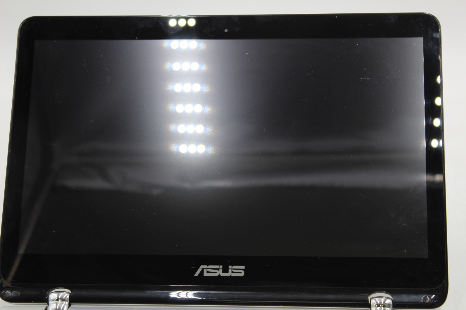 ASUS Tek Q304UA 13.2in 1 TB HD 6 GB RAM i5-6200U 30 day warranty no OS