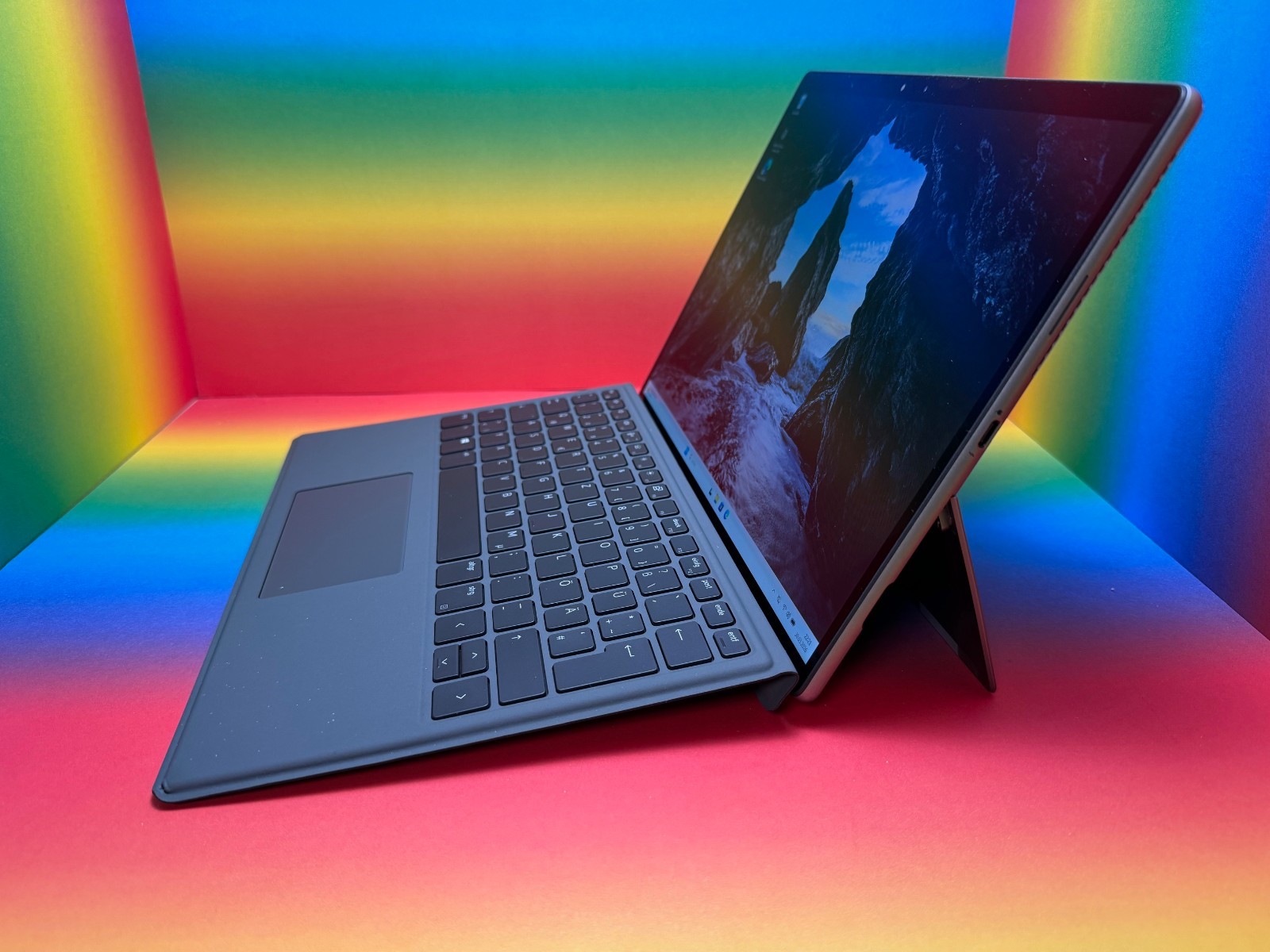 Dell Latitude 7320 2-in-1 LTE eSIM i5-1140G7 8GB 256GB 13″ DE Win11Pro FID ST FP