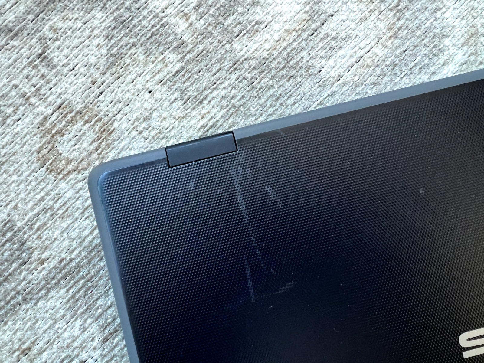 ASUS BR1100CK – DOESN’T WORK ON BATTERY