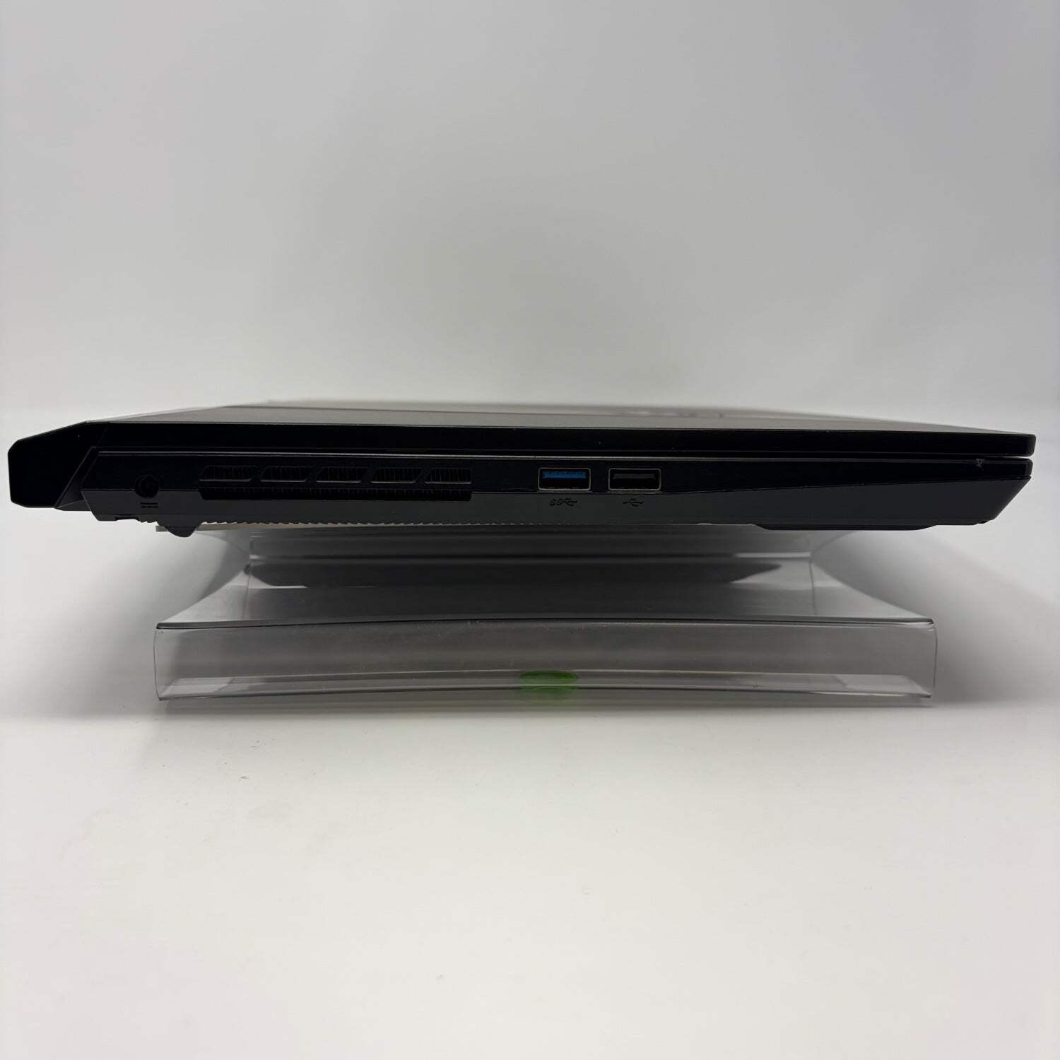 MSI Alpha 15 B5EEK 15.6″ AMD Ryzen 7 5800H 3.2GHz 32GB RAM 1 TB SSD