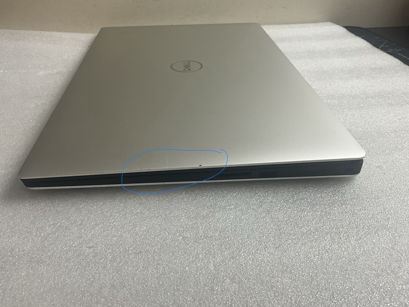 Dell XPS 15 9570 /TOUCH /i7-8750H CPU/16GB RAM/512GB SSD/GTX 1050TI/W11Home
