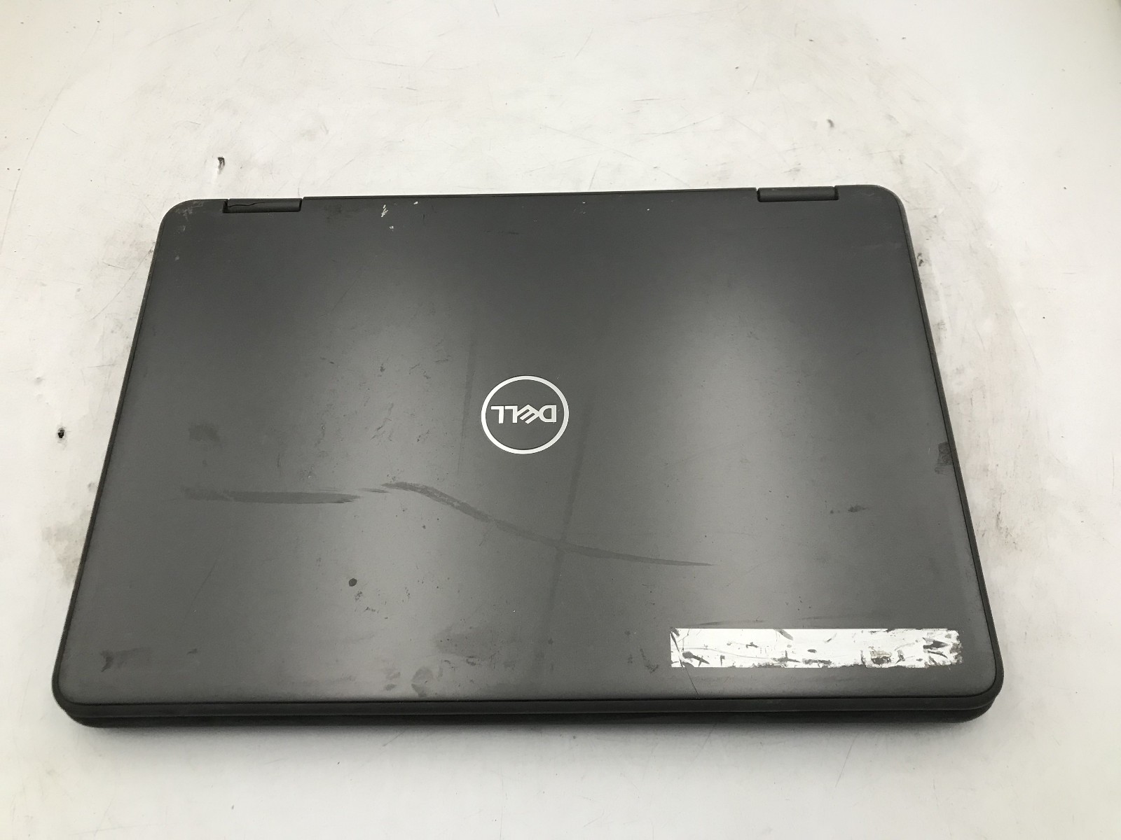 DELL LATITUDE 3190 -BOOTS TO BIOS- INTEL PENTIUM SILVER N5000 – 4GB RAM -READ-BB