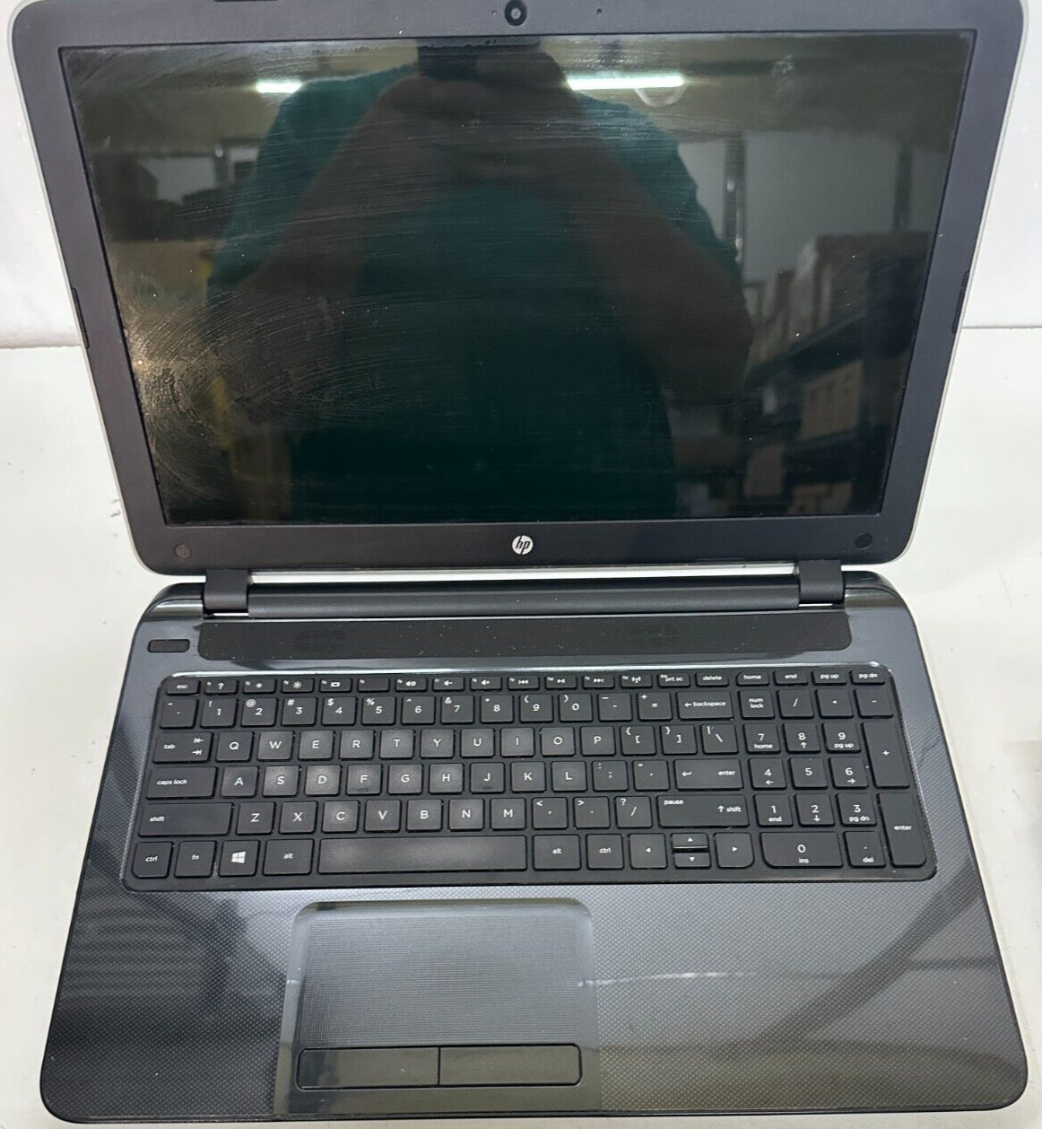 HP 15-1271WM Laptop w/ Intel Pentium N3540 2.16 GHZ + 4 GB | Charger No Battery